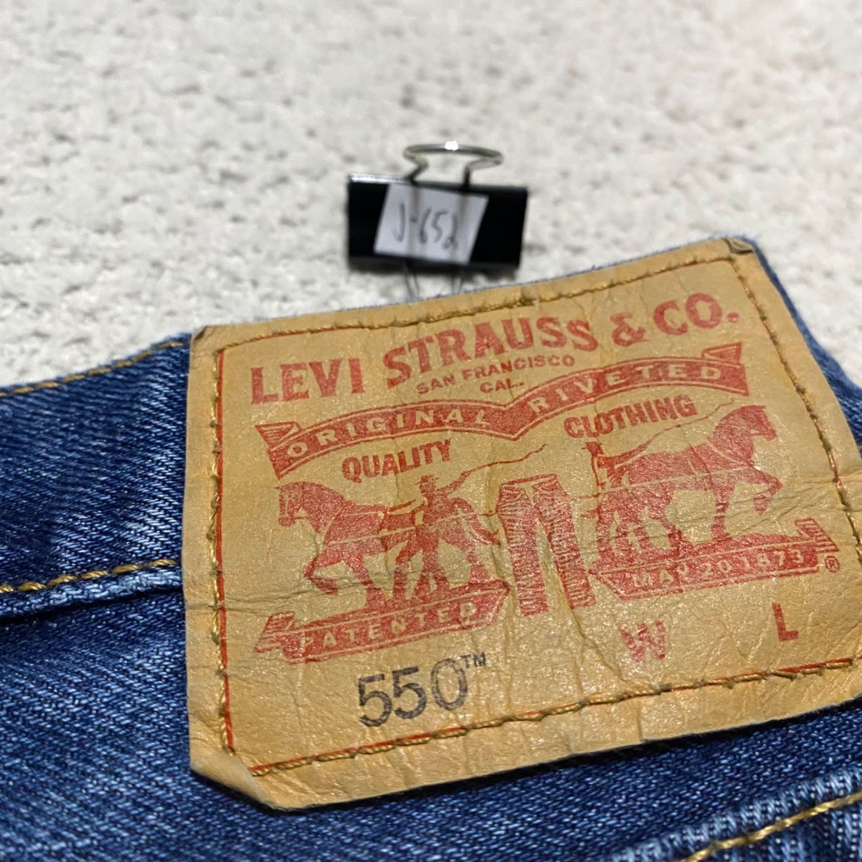 Levi's Levi's 550 Jeans Mens 48x30 Blue Denim Straight Leg Medium Wash Relaxed Fit Jeans 550 Mens Levi's Straight 550 Blue Denim Regular 5-Pocket Mens Size US 32 / EU 48 - 3 Thumbnail