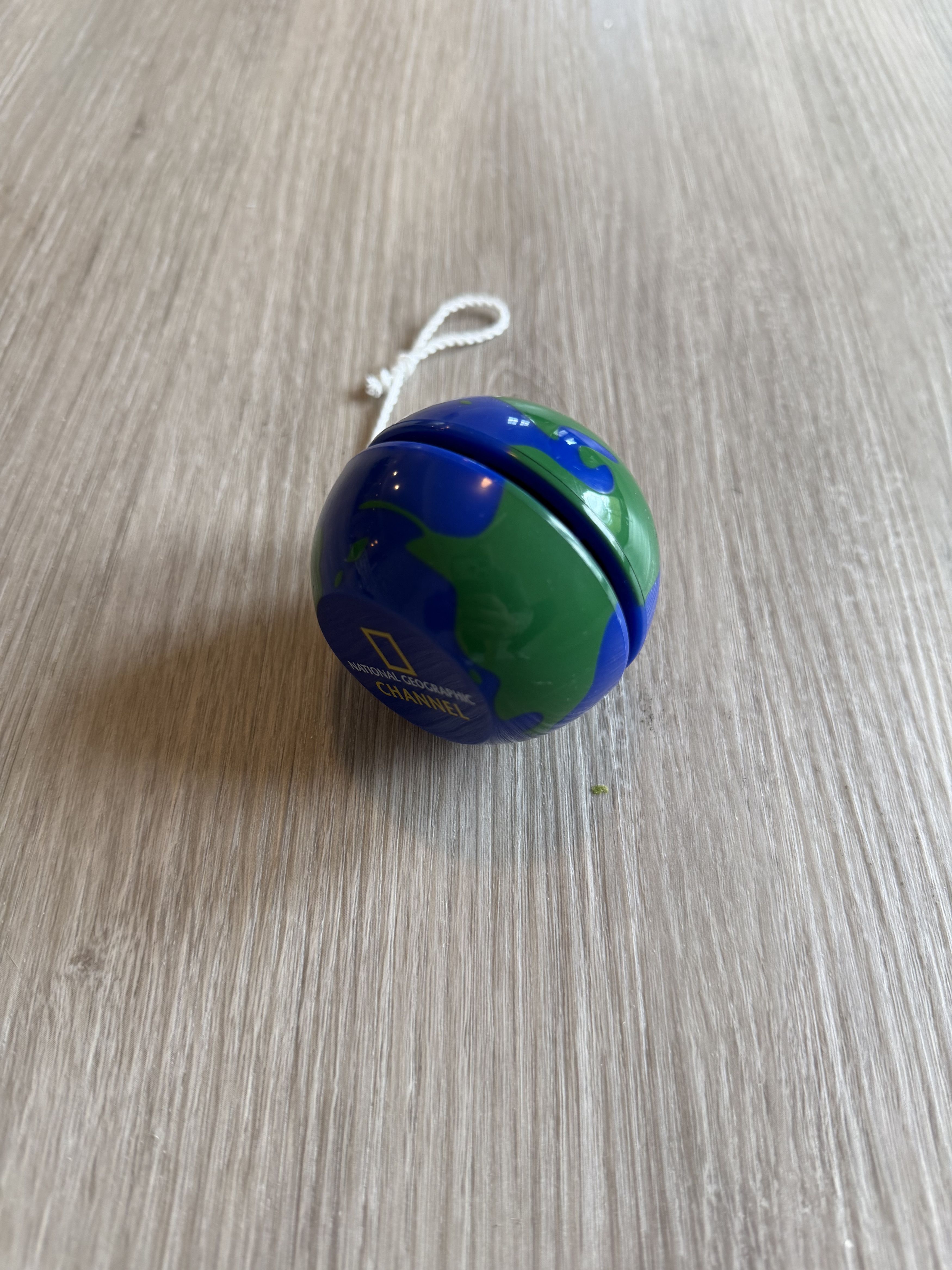 Other National Geographic Channel Promo world map Yo-yo Size ONE SIZE - 2 Thumbnail