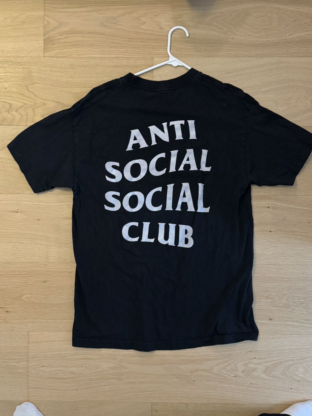 Anti Social Social Club ANTI SOCIAL SOCIAL CLUB TEE (EVERYONE GOES AWAY IN THE END) Size US L / EU 52-54 / 3 - 2 Thumbnail