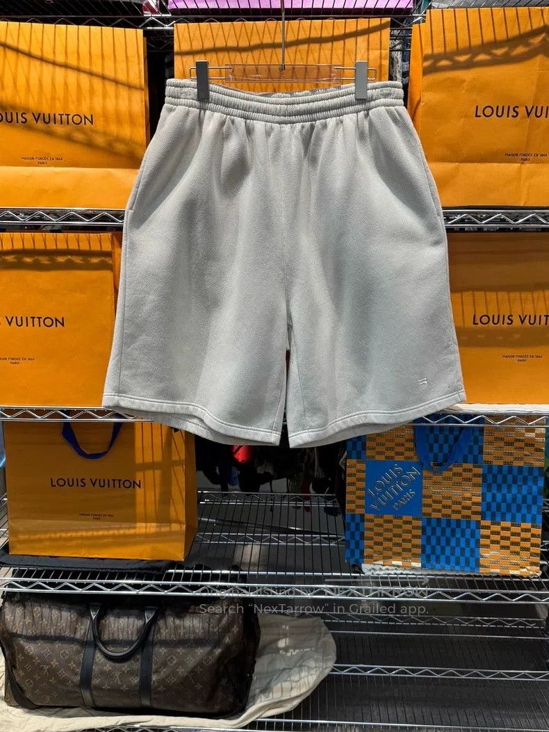 Balenciaga Balenciaga size M Double Hook New Label Grey and White Sho Size US 27 - 1 Thumbnail