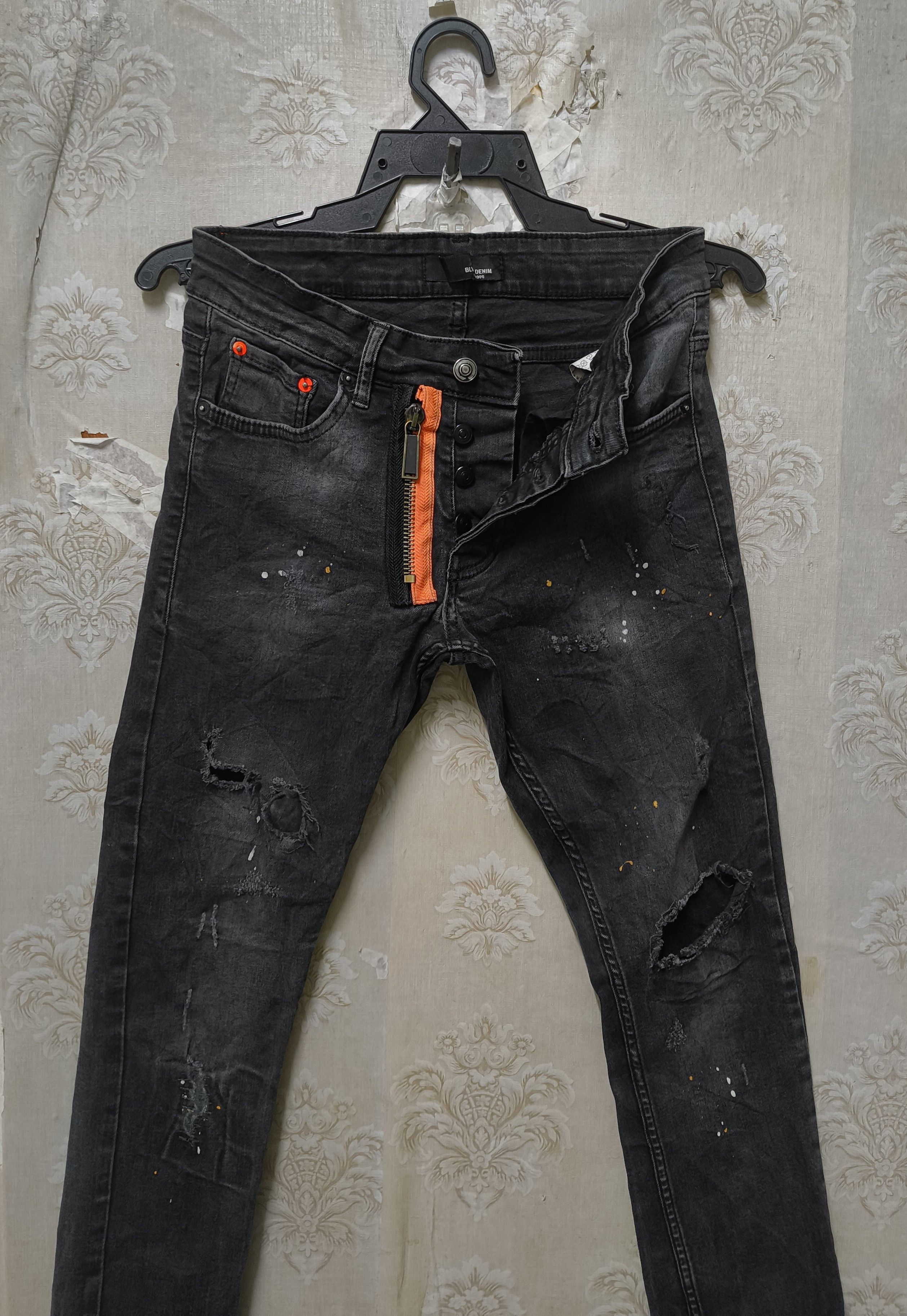 Japanese Brand BLVCK DENIM DISTRESSED ART JEANS SKINNY FIT Size US 30 / EU 46 - 4 Thumbnail