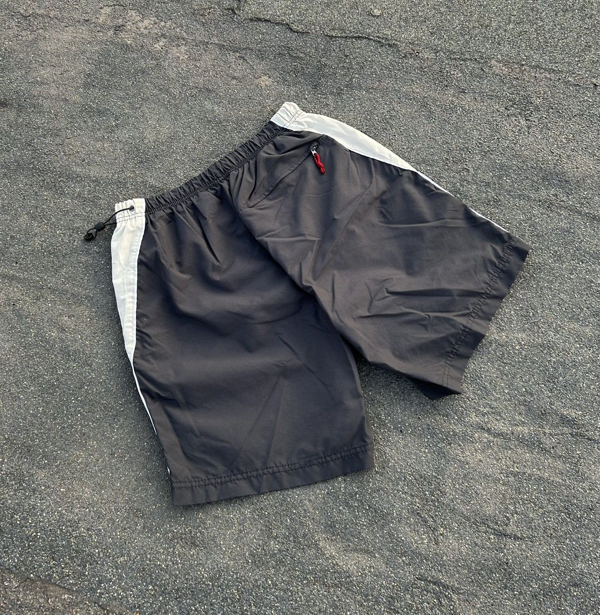 Nike Vintage Nike Nylon Swoosh Shorts Size US 31 - 14 Thumbnail