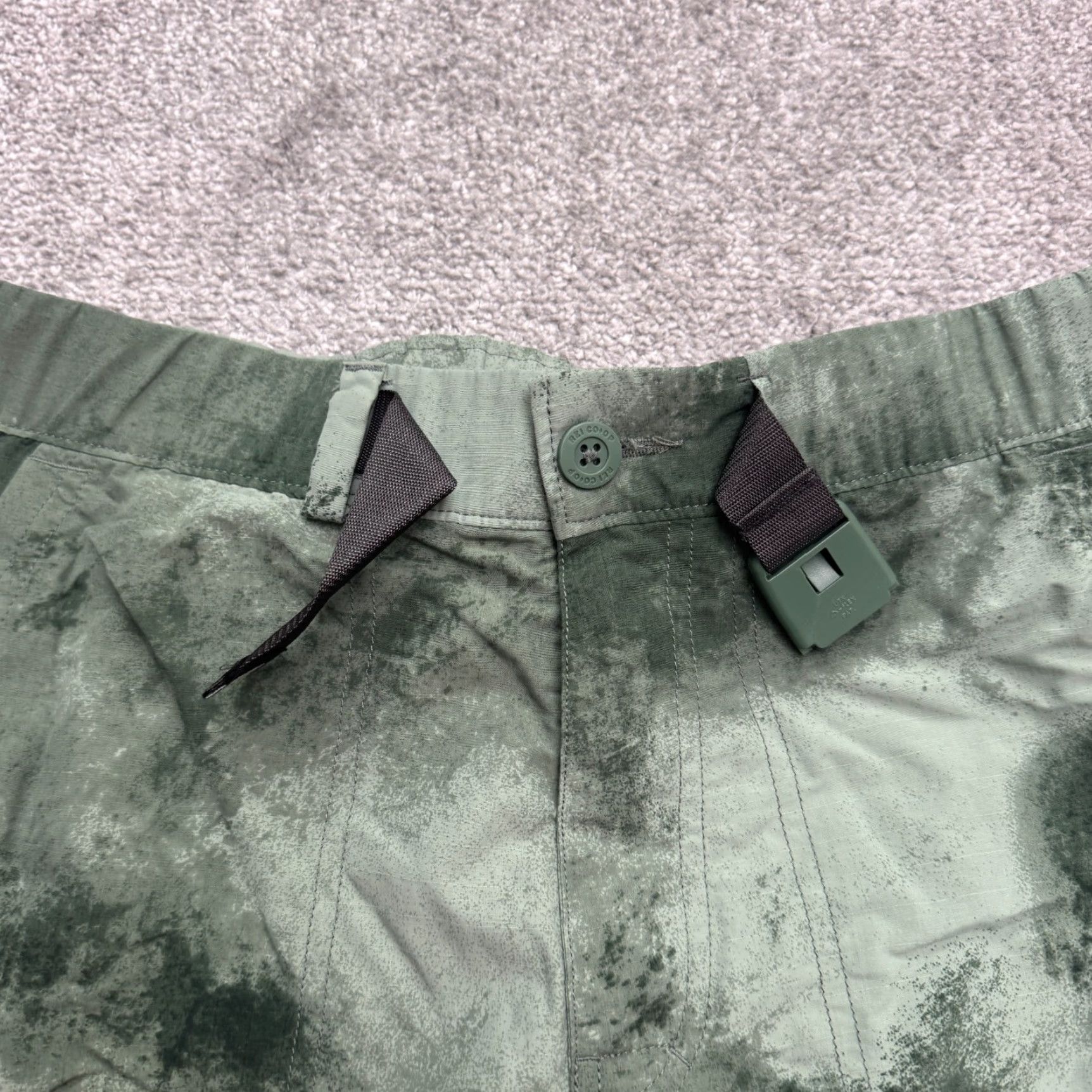 Vintage REI Co-Op Belter Water Shorts Mens Small Green Camouflage Outdoor Hiking NWOT Size US 29 - 3 Thumbnail