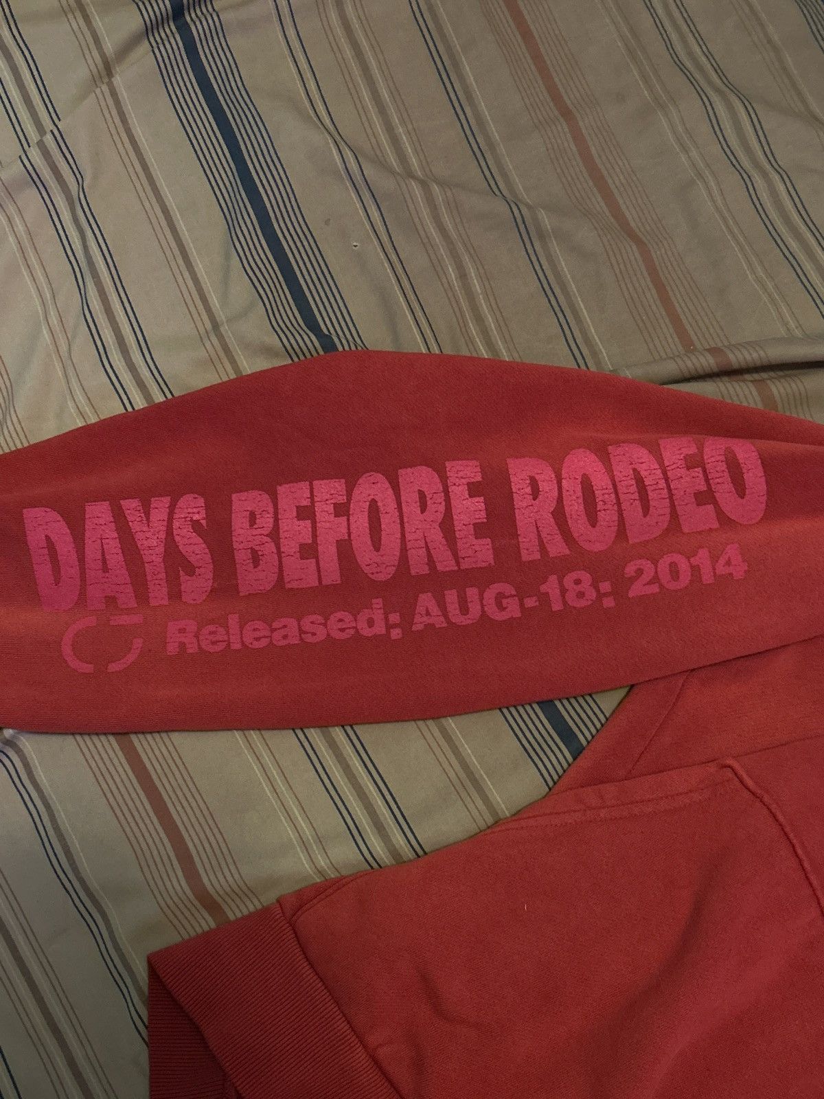 Travis Scott Travis Scott days before rodeo red hoodie Size US L / EU 52-54 / 3 - 4 Thumbnail