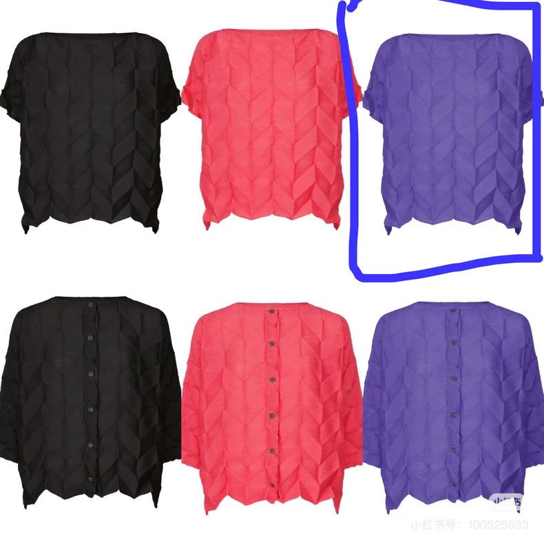 Issey Miyake Issey Miyake size:one size Blue diamond-shaped pleated top Size XS / US 0-2 / IT 36-38 - 9 Thumbnail