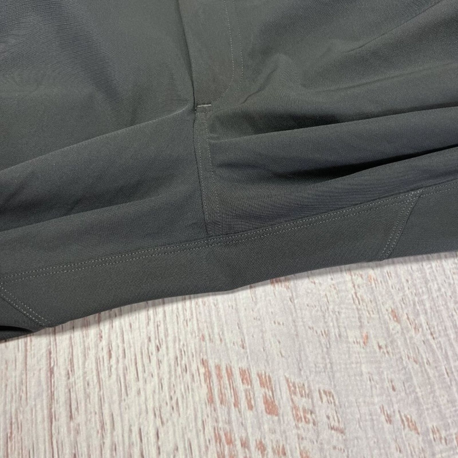 Lululemon Lululemon Commission Pant Dark Gray ABC Stretch 32x34 Size US 32 / EU 48 - 12 Thumbnail