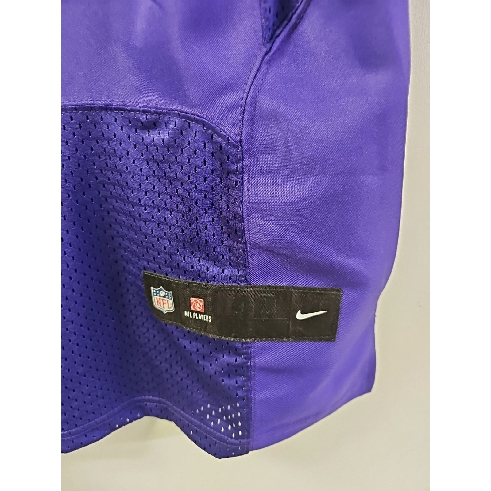 Nike Nike Minnesota Vikings Stefon Diggs Stitched Jersey Size 40 Size US M / EU 48-50 / 2 - 3 Thumbnail