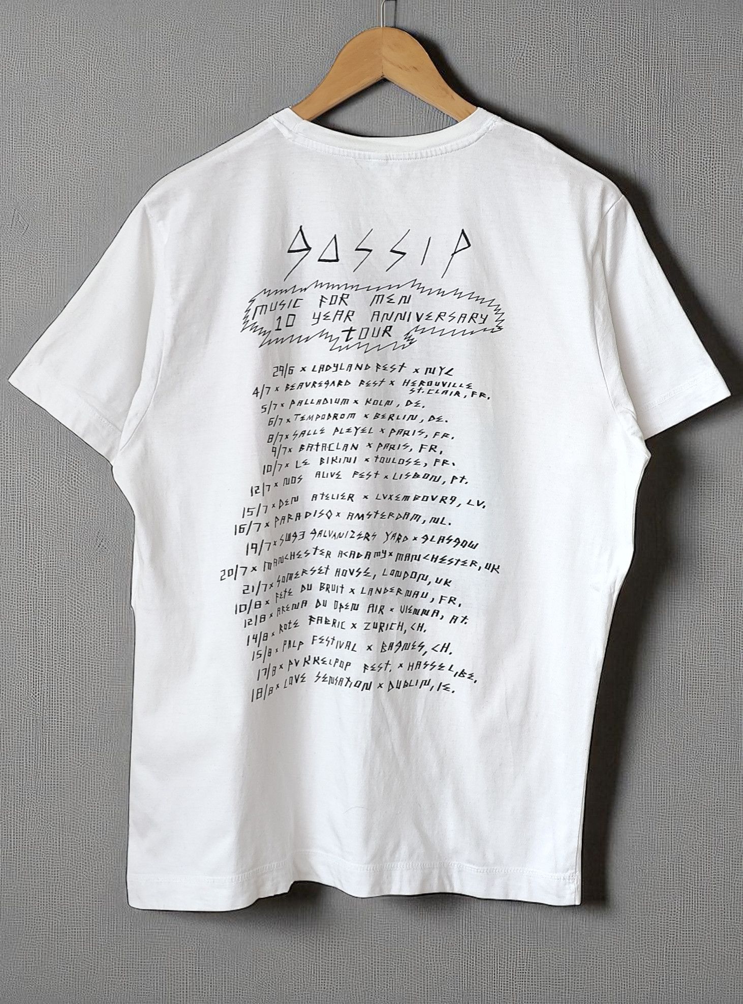 Band Tees Gossip Music for Men 10th Anniversary Tour Band Tshirt Size US L / EU 52-54 / 3 - 2 Thumbnail