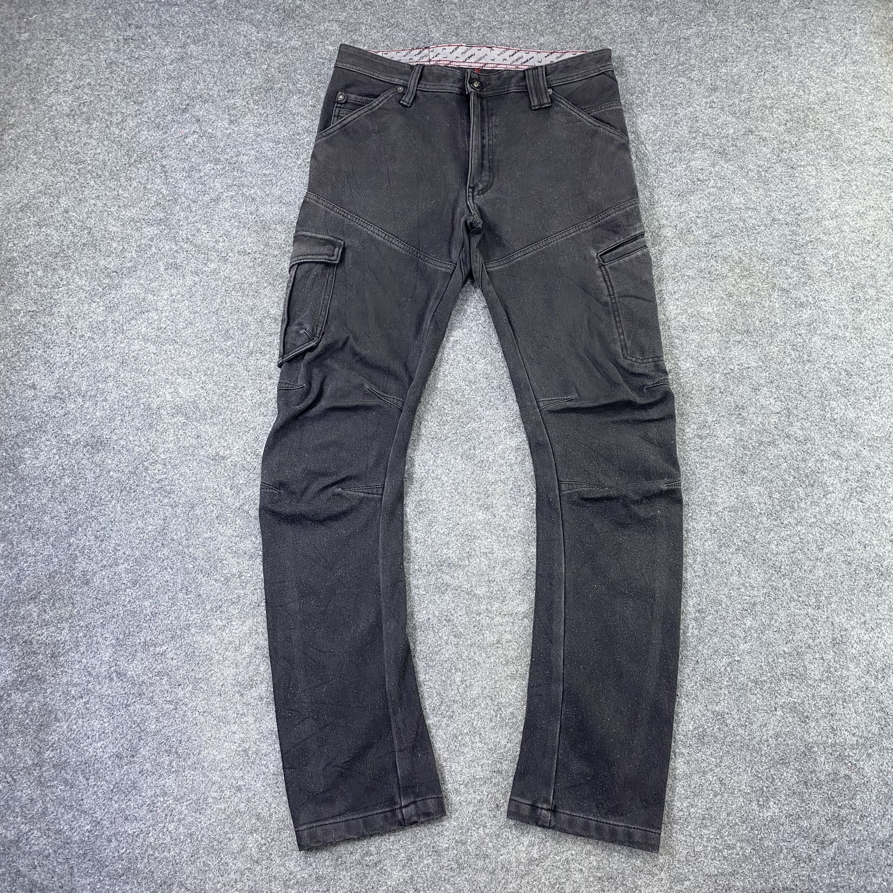 Japanese Brand Fieldcore Fit Style Black Cargo Pants - C035 Size US 33 - 1 Thumbnail