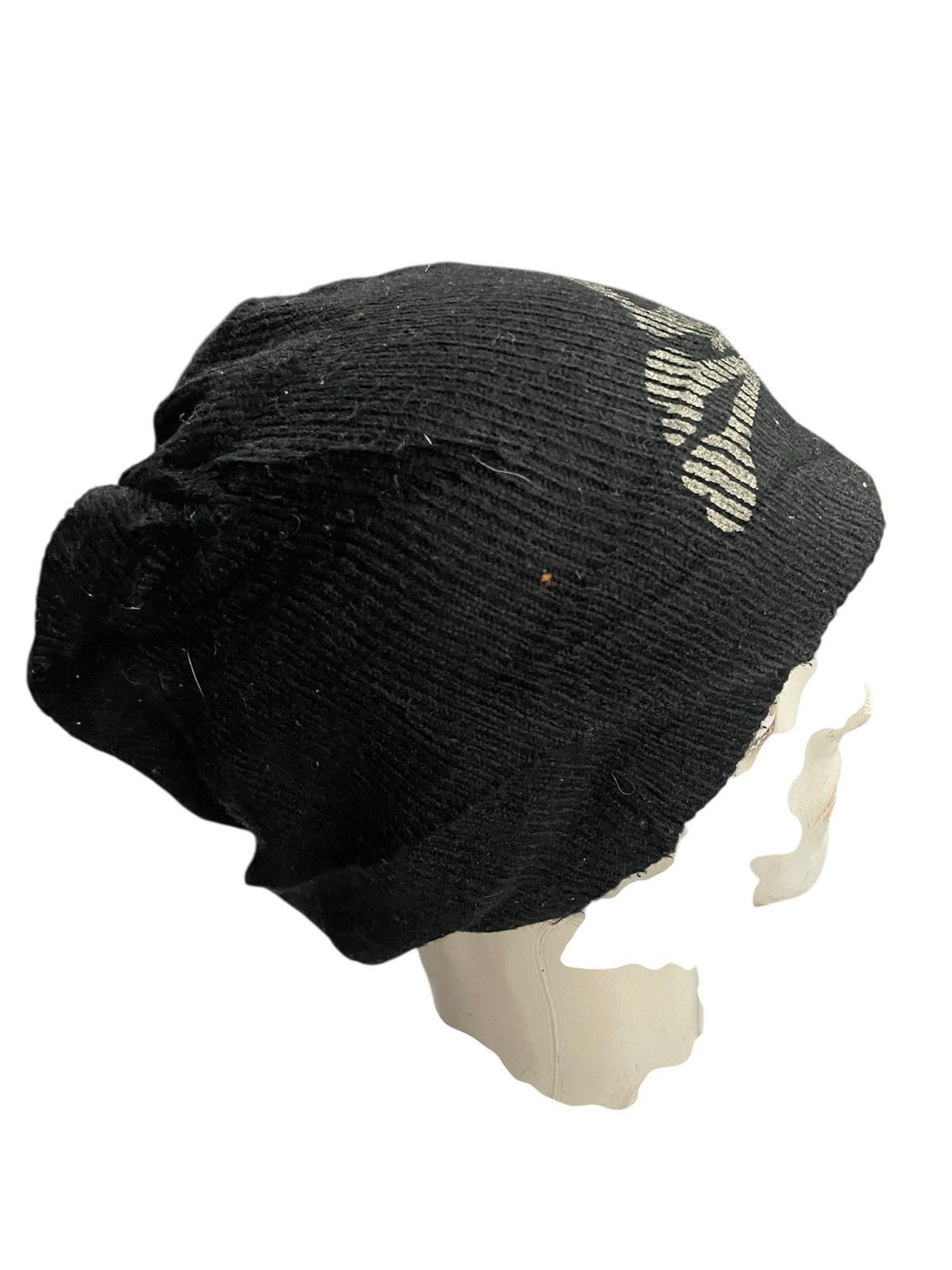 VTG SKULLY BEANIE
