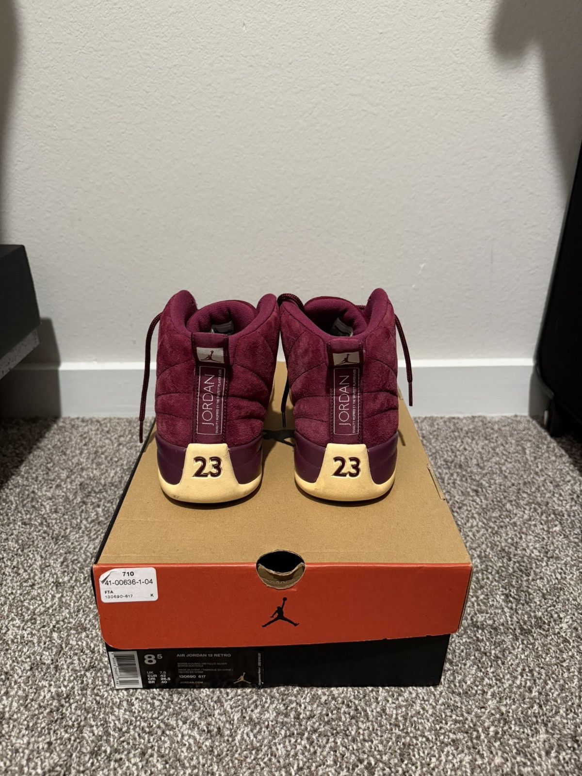 Nike Air Jordan retro 12 Size US 8.5 / EU 41-42 - 5 Thumbnail