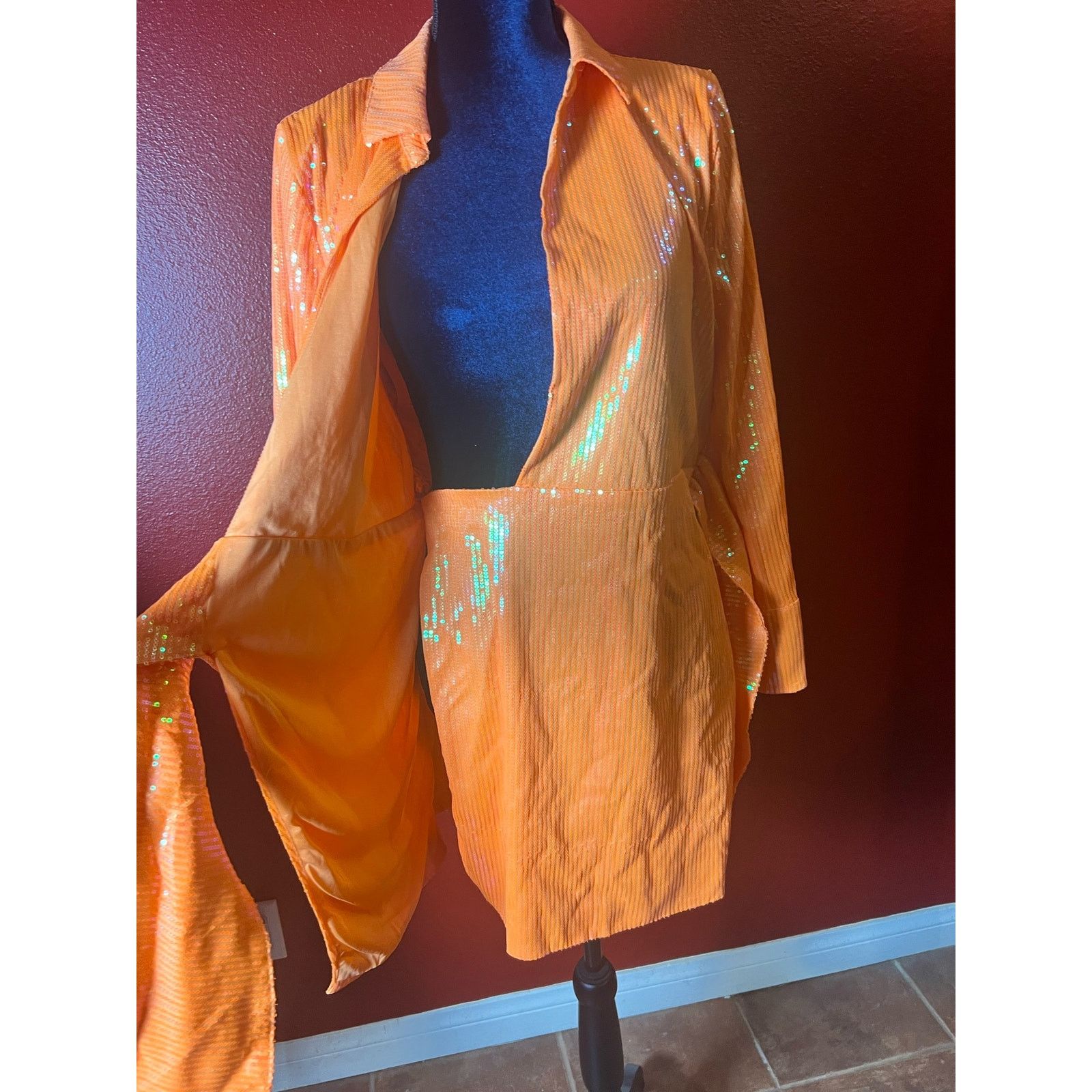 House of Harlow House Of Harlow 1960 Sequins Wrap Dress Orange NWT Small Size S / US 4 / IT 40 - 6 Thumbnail