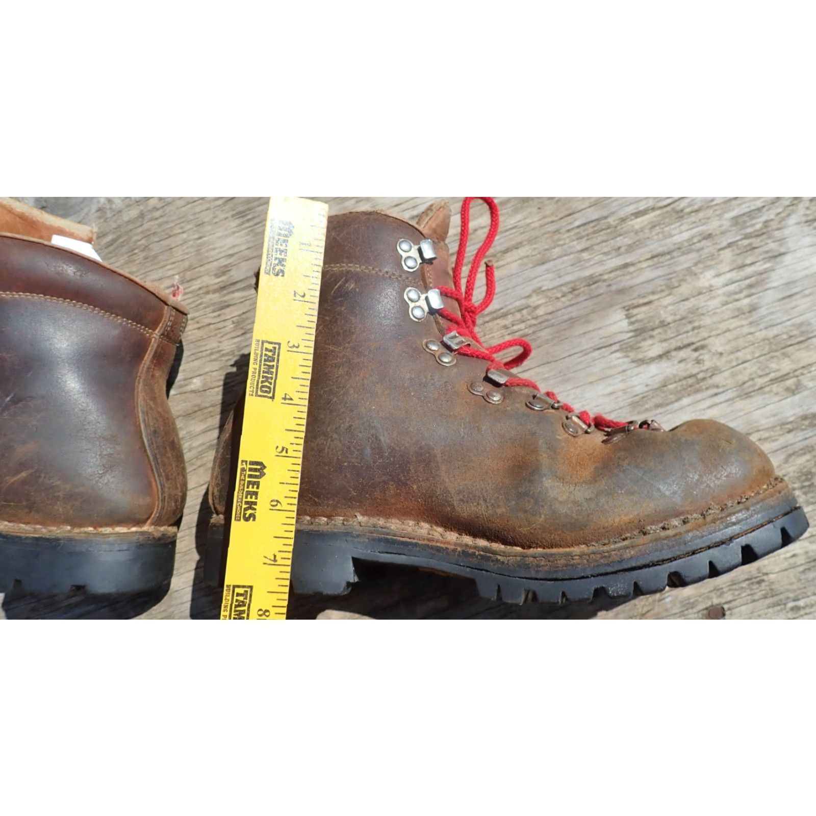 Vasque VINTAGE Vasque Leather Hiking Boots Mens 9 Brown 1982 80s 90s Distressed Leather Upper Leather Lining Leather Sole Read Size US 9 / EU 42 - 6 Thumbnail