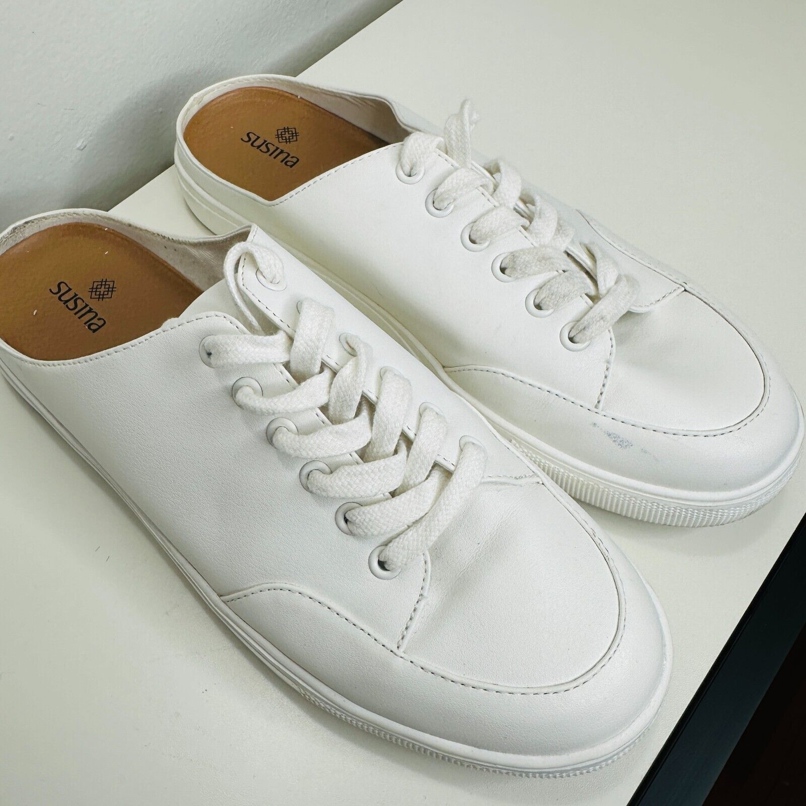 Other Susina White Leatherette Brynlee Closed Toe SlideIn Sneakers Size US 9 / IT 39 - 6 Thumbnail