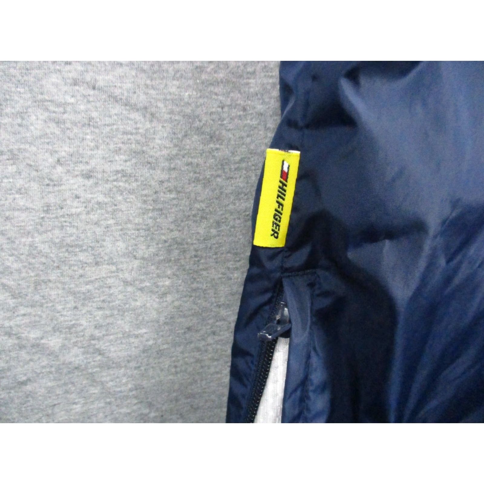 Tommy Hilfiger VINTAGE Tommy Hilfiger Track Pants XL Men Blue Lined Zip Ankle Drawstring Size US 36 / EU 52 - 2 Thumbnail