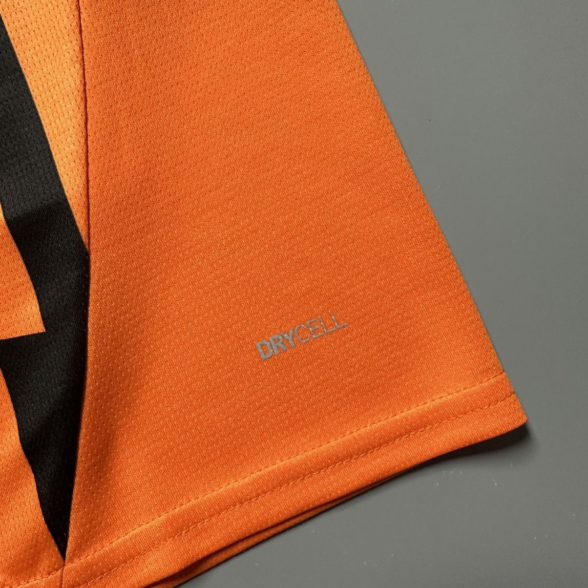 Puma NWT SHAKHTAR PUMA 2024/2025 FOOTBALL HOME JERSEY #37 KEVIN Size US L / EU 52-54 / 3 - 10 Thumbnail