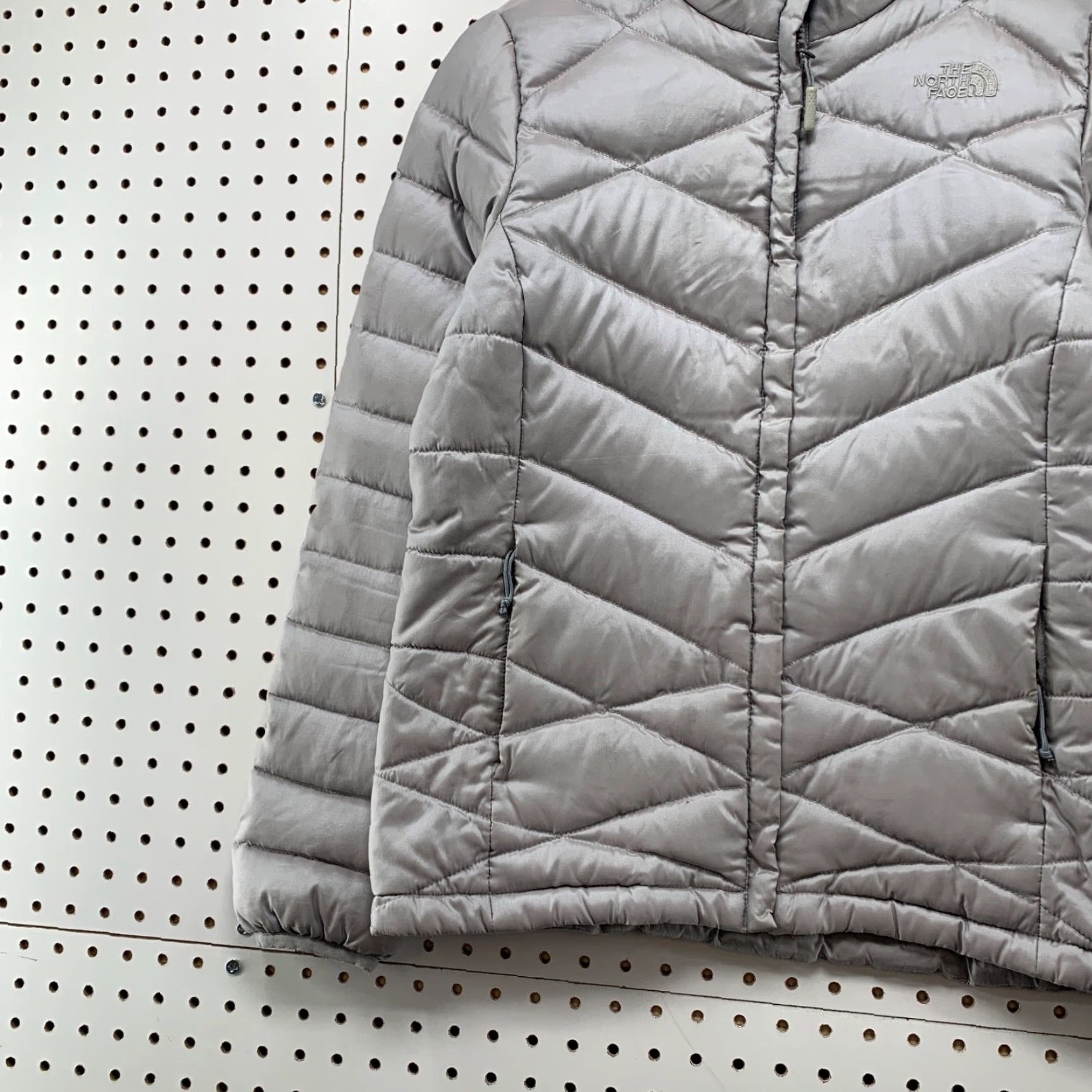 The North Face North Face 550 Down Quilted Puffer Jacket Womens Small Gray NM 18.5x23.5 Size S / US 4 / IT 40 - 5 Thumbnail