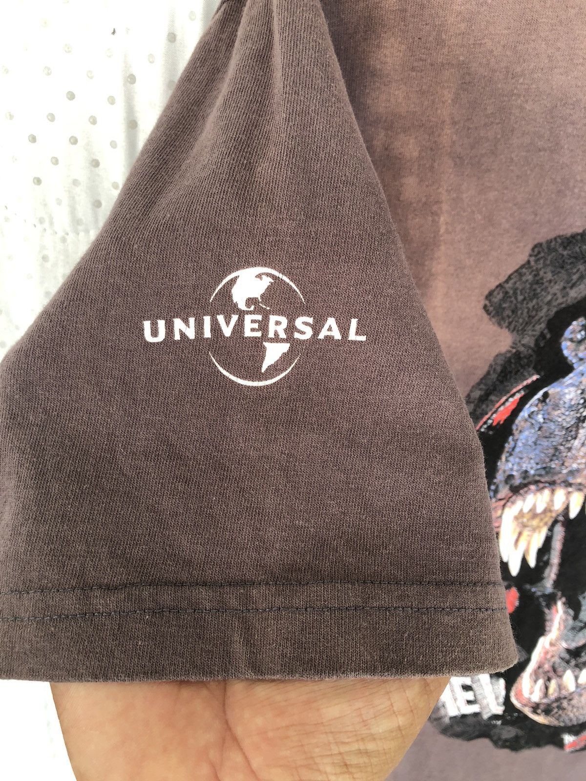 Vintage Vintage 90s Jurassic Park Dinasour Movie Tee Size US L / EU 52-54 / 3 - 6 Thumbnail