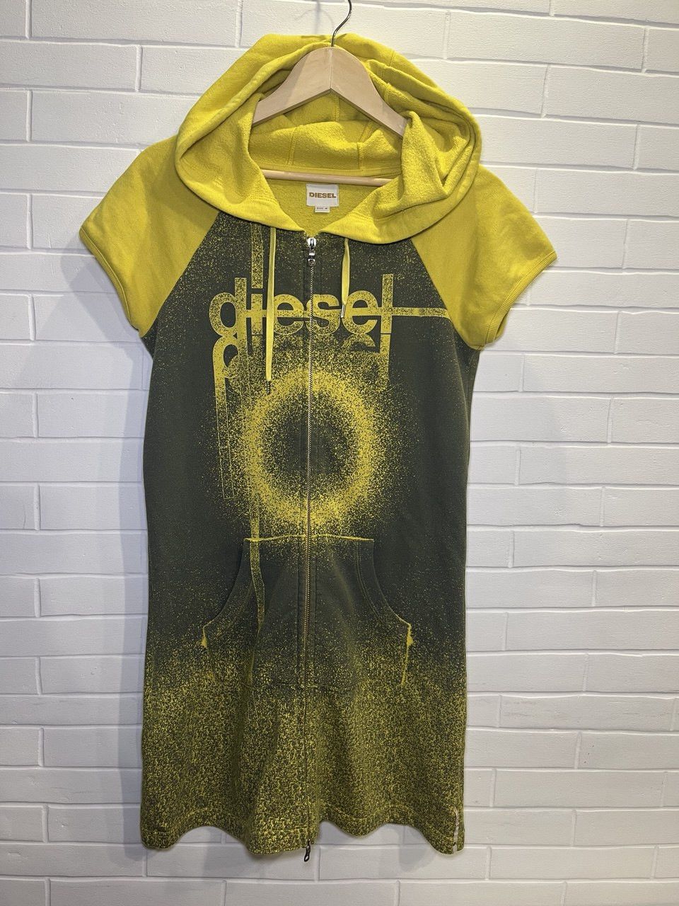 Diesel Diesel women's Sleeveless Hoodie vintage 90s Size M / US 6-8 / IT 42-44 - 1 Thumbnail