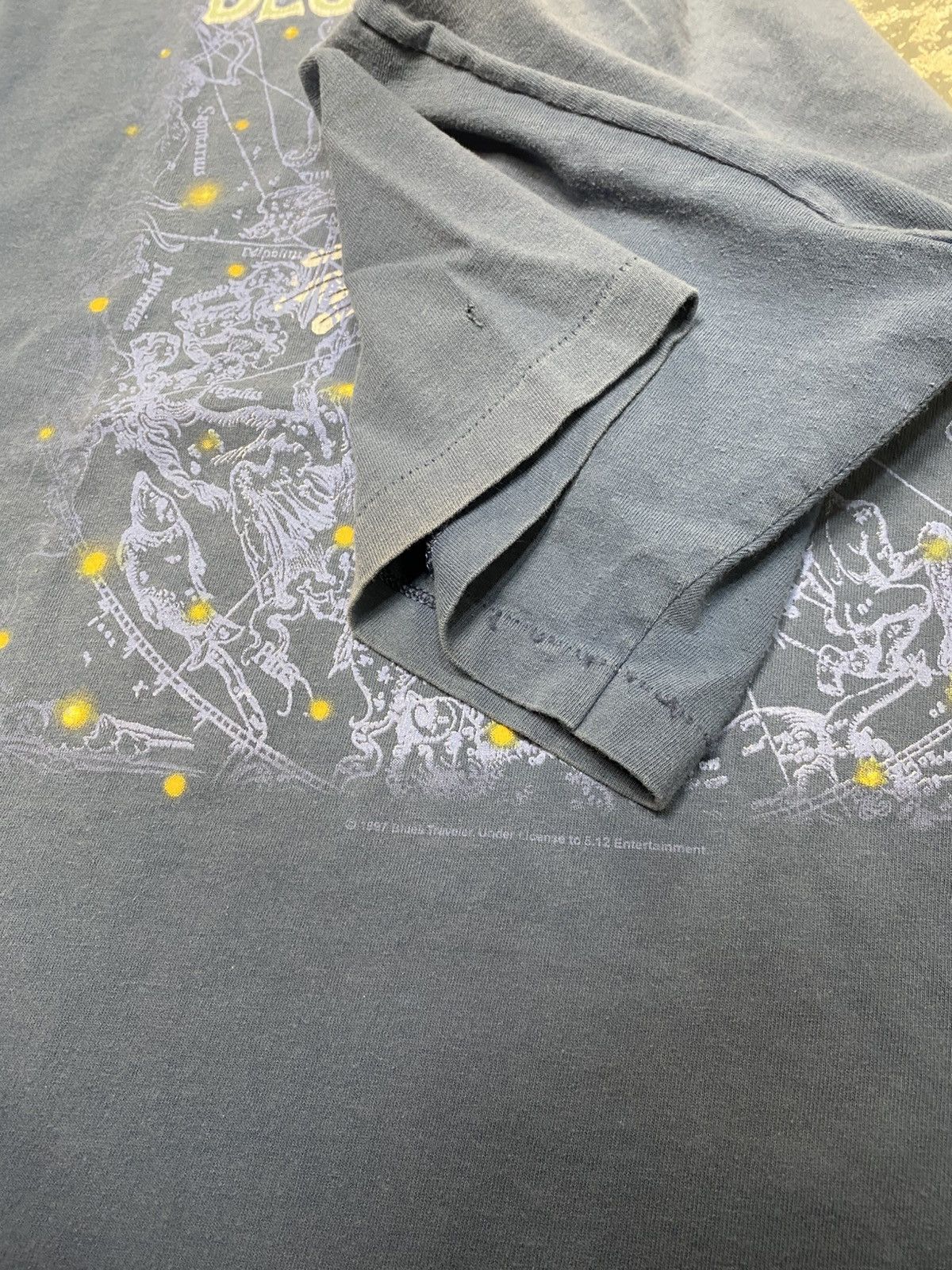 Japanese Brand × Vintage Vintage Blue Travelers Cat Straight On Till Morning Tshirt Size US XL / EU 56 / 4 - 10 Thumbnail
