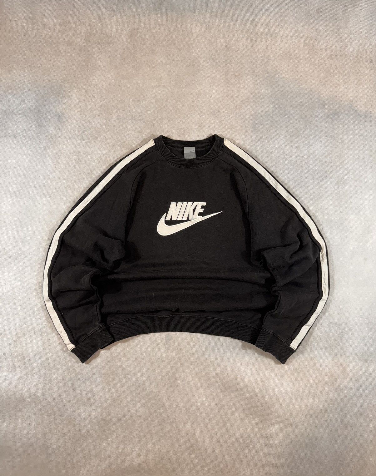 Nike × Vintage NIKE VINTAGE CENTER LOGO OVERSIZE BOXY SWEATSHIRT Size US L / EU 52-54 / 3 - 1 Thumbnail