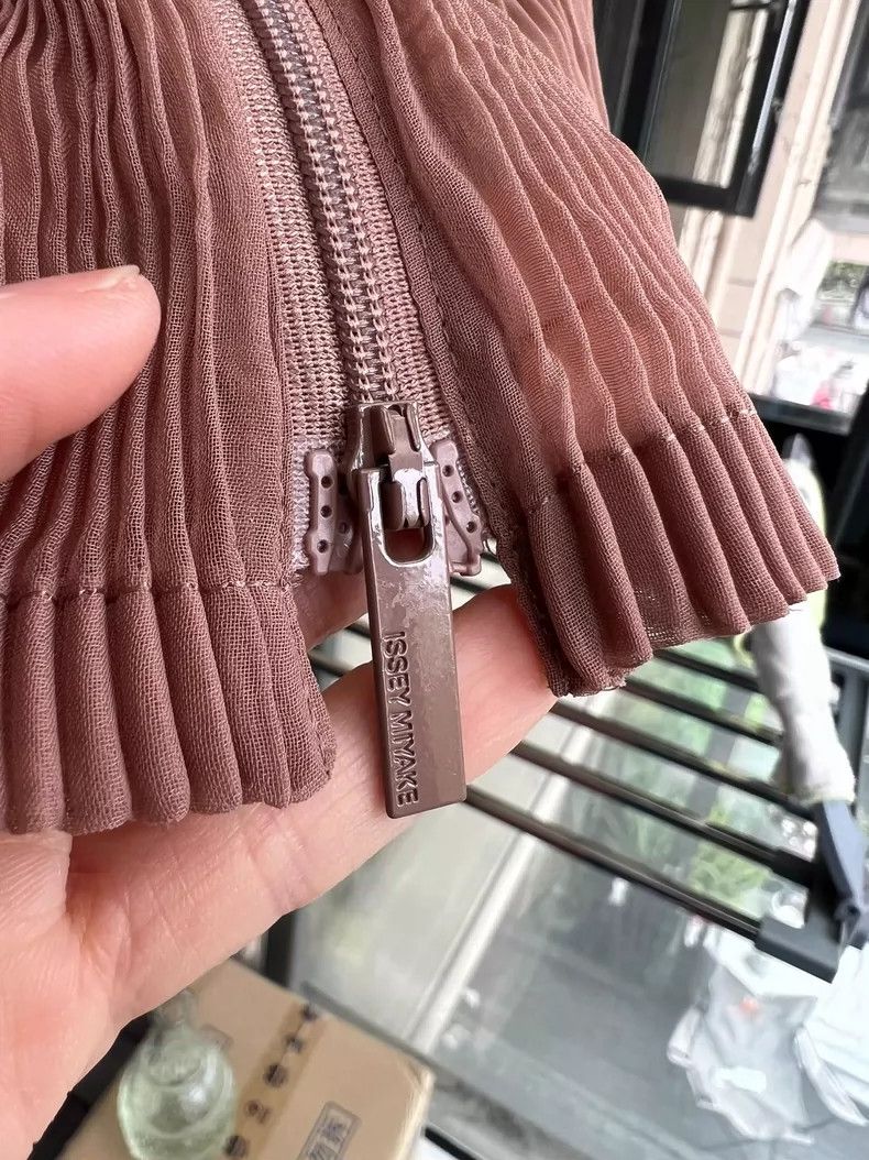 Issey Miyake Issey Miyake size:2 Brown main line willow cardigan Size XS / US 0-2 / IT 36-38 - 3 Thumbnail