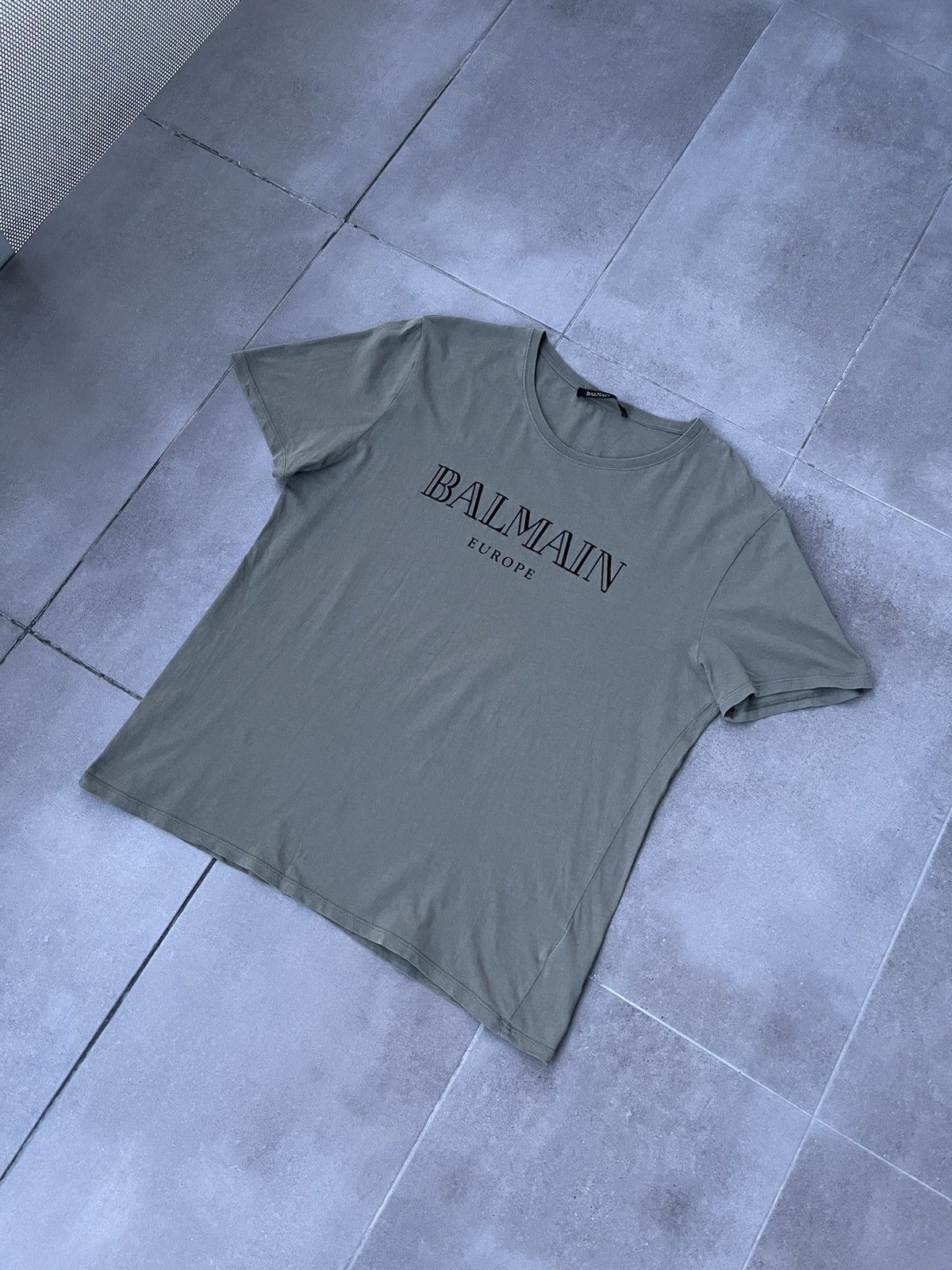 Balmain FW15 Balmain X HM Big Logo Swamp Green Short Sleeve T-Shirt Size US M / EU 48-50 / 2 - 2 Thumbnail