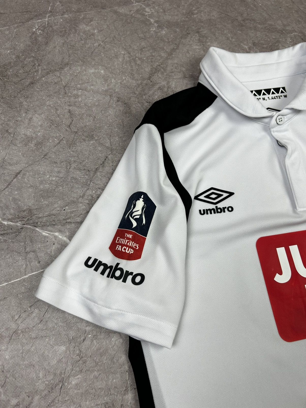 Umbro × Vintage Umbro Retro jersey tee shirt Derby county Size L Size US L / EU 52-54 / 3 - 6 Thumbnail