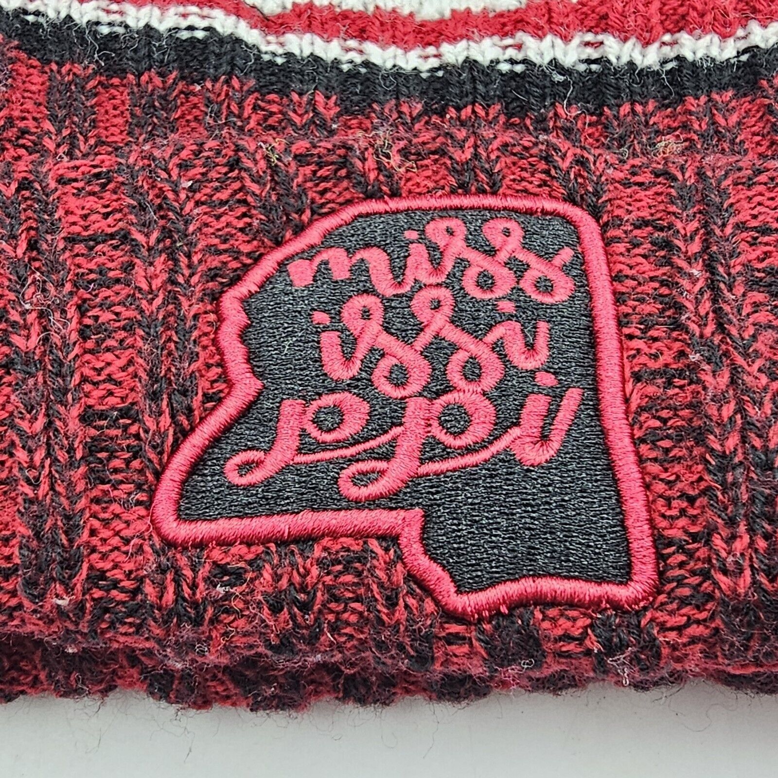 Other Mississippi State Pom Pom Beanie Hat Cuffed Knit Maroon One Size ONE SIZE - 4 Thumbnail