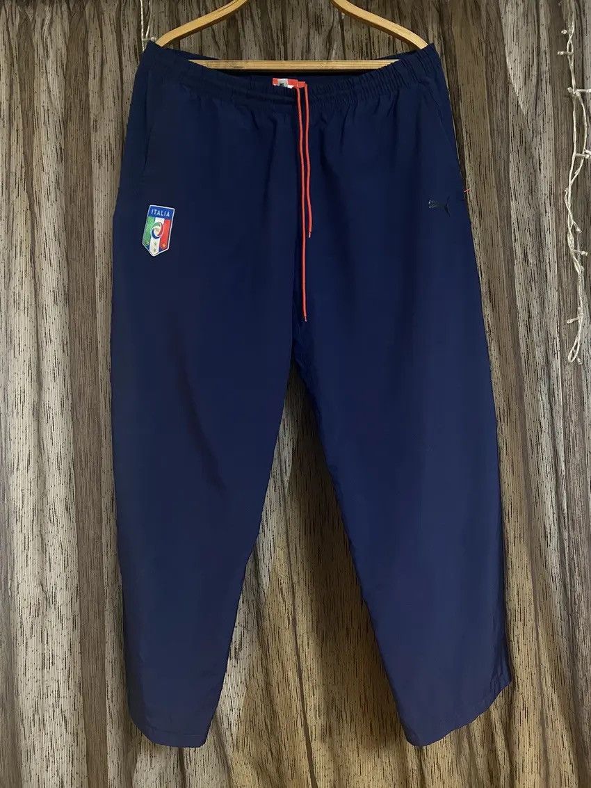 Puma × Vintage Vintage Puma Soccer Navy Pants Italy Baggy Track Bottoms Size US 36 / EU 52 - 1 Thumbnail