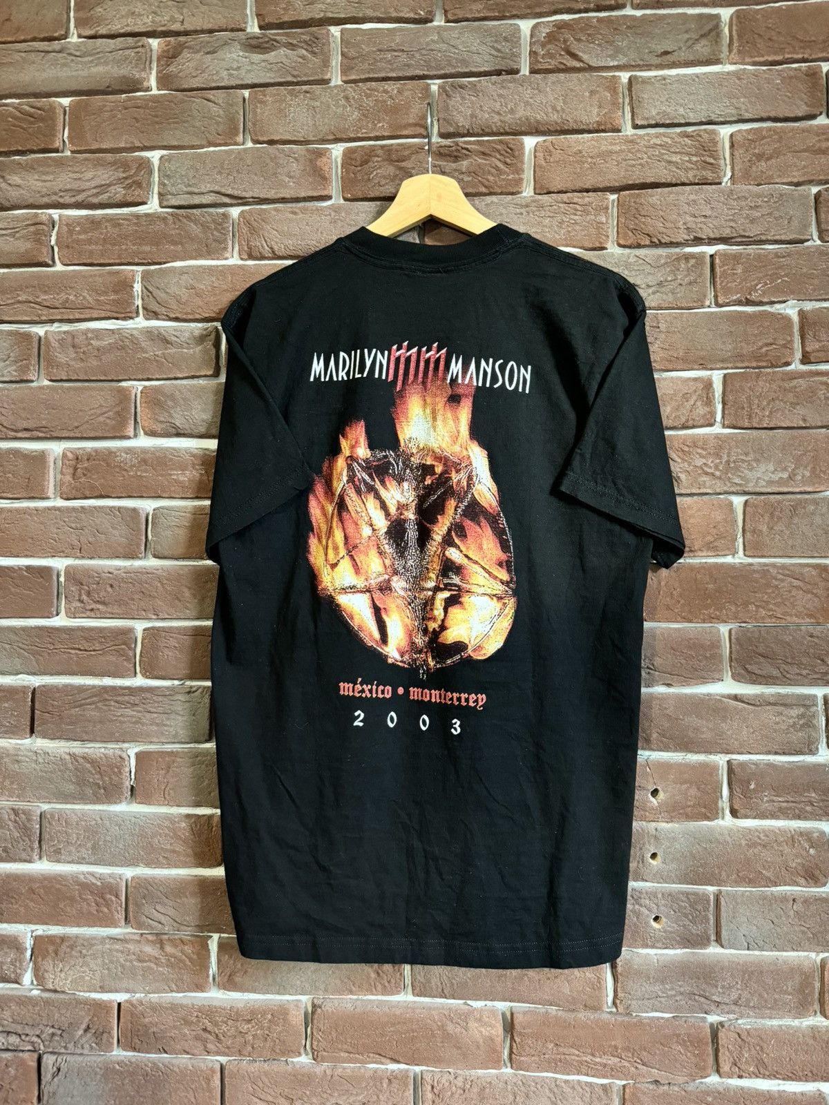 Band Tees Rare Vintage 00s Marilyn Manson Resurrection Mexico Band Tee Size US L / EU 52-54 / 3 - 2 Thumbnail