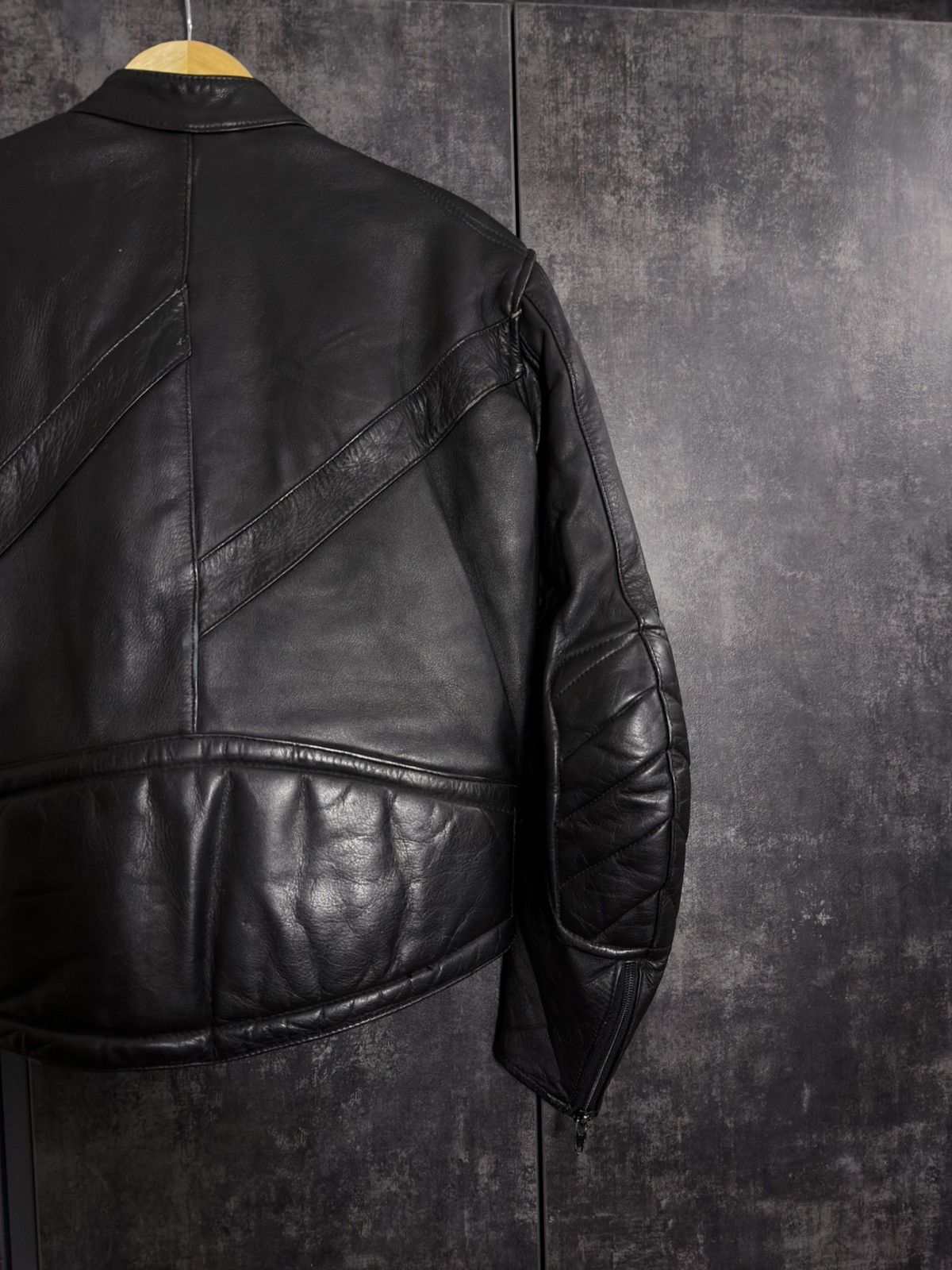 Genuine Leather Vintage Leather Cropped Moto Biker Jacket Avantgarde Opium Size US M / EU 48-50 / 2 - 12 Thumbnail