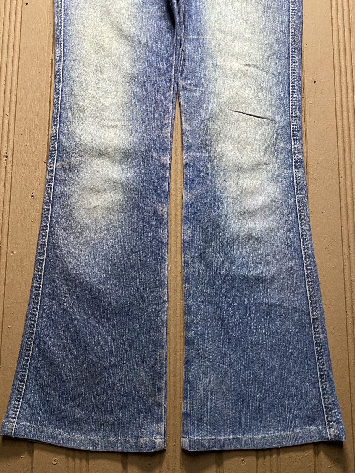 Hypebeast Japanese Brand 90’s Vibe Rue de France Fade Blue Flare Jeans Size US 29 - 5 Thumbnail