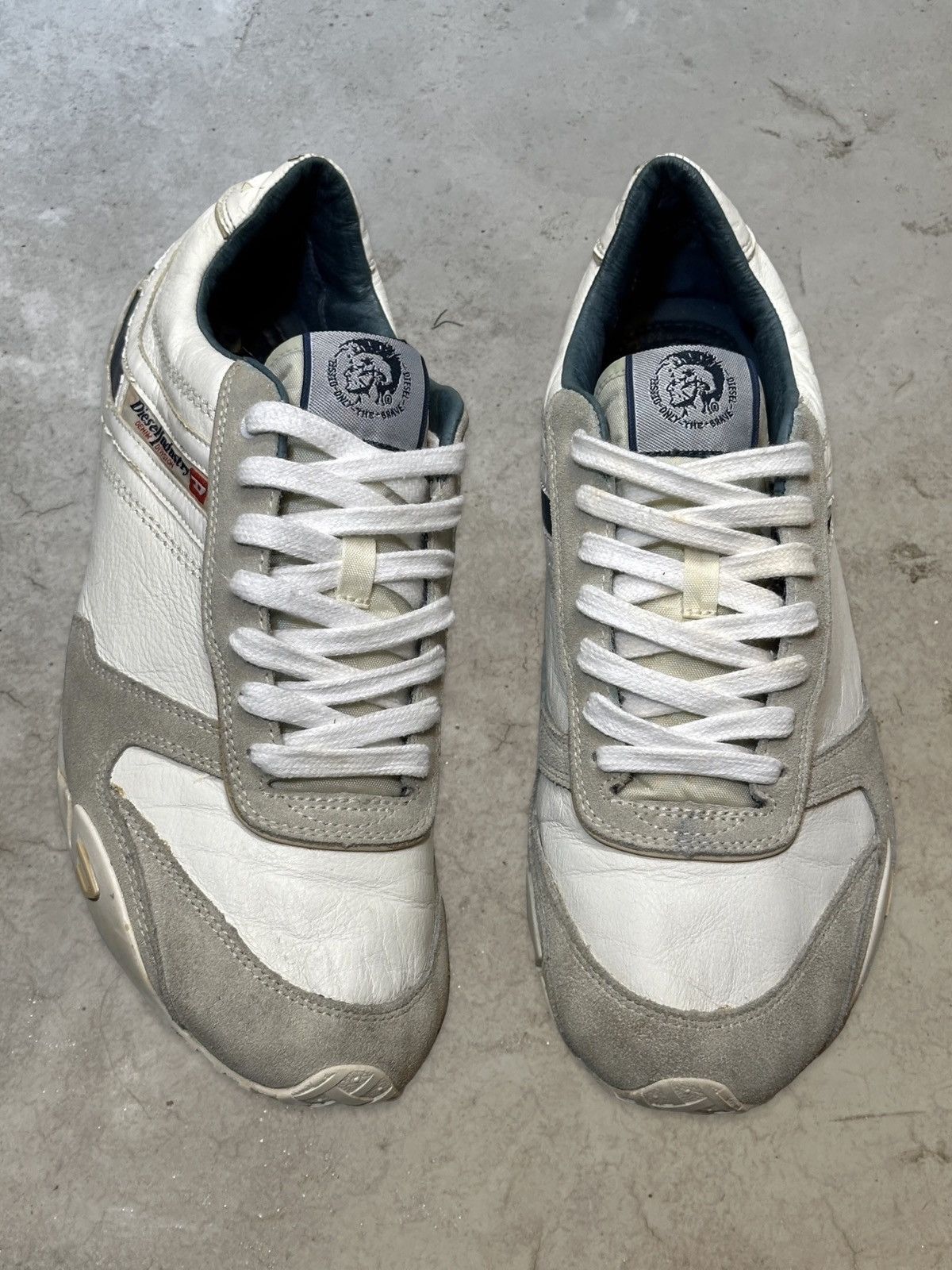Diesel (SS10) RUN-AWAY LOW TOP Size US 10.5 / EU 43-44 - 1 Thumbnail