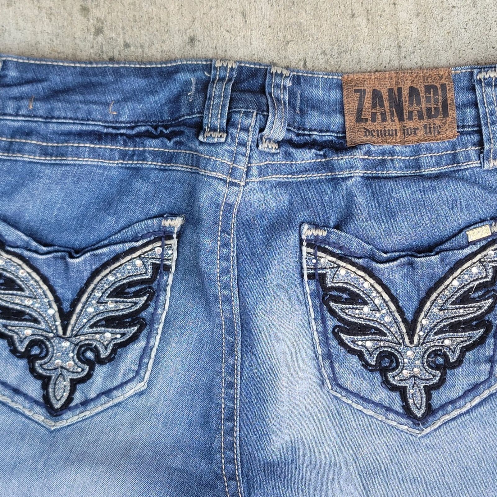 The Unbranded Brand Zanadi Embellished Flare Jeans Size 34" / US 12 / IT 48 - 2 Thumbnail