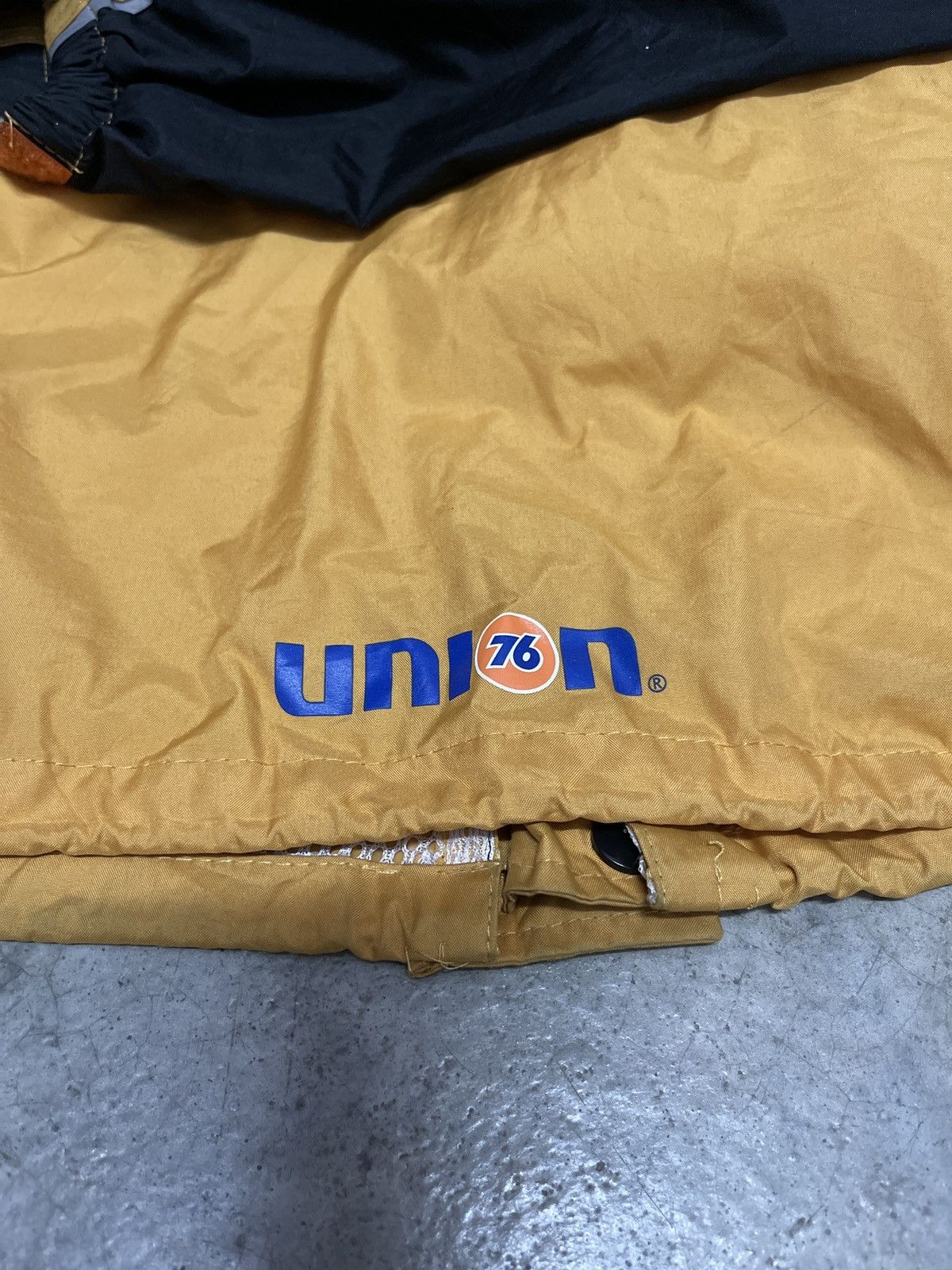 Japanese Brand × Vintage Royal 76 Union oil company (dirty) Size US XXL / EU 58 / 5 - 16 Thumbnail