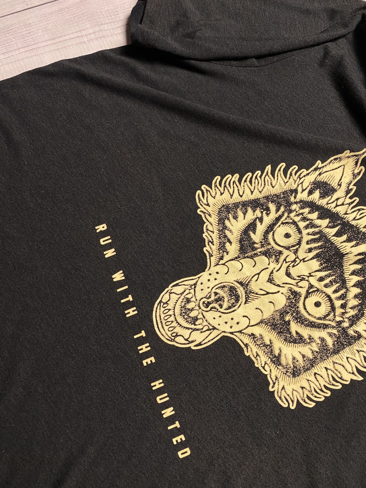Nike Vintage Nike Tee central big logo wolf 🐺 Size US L / EU 52-54 / 3 - 5 Thumbnail