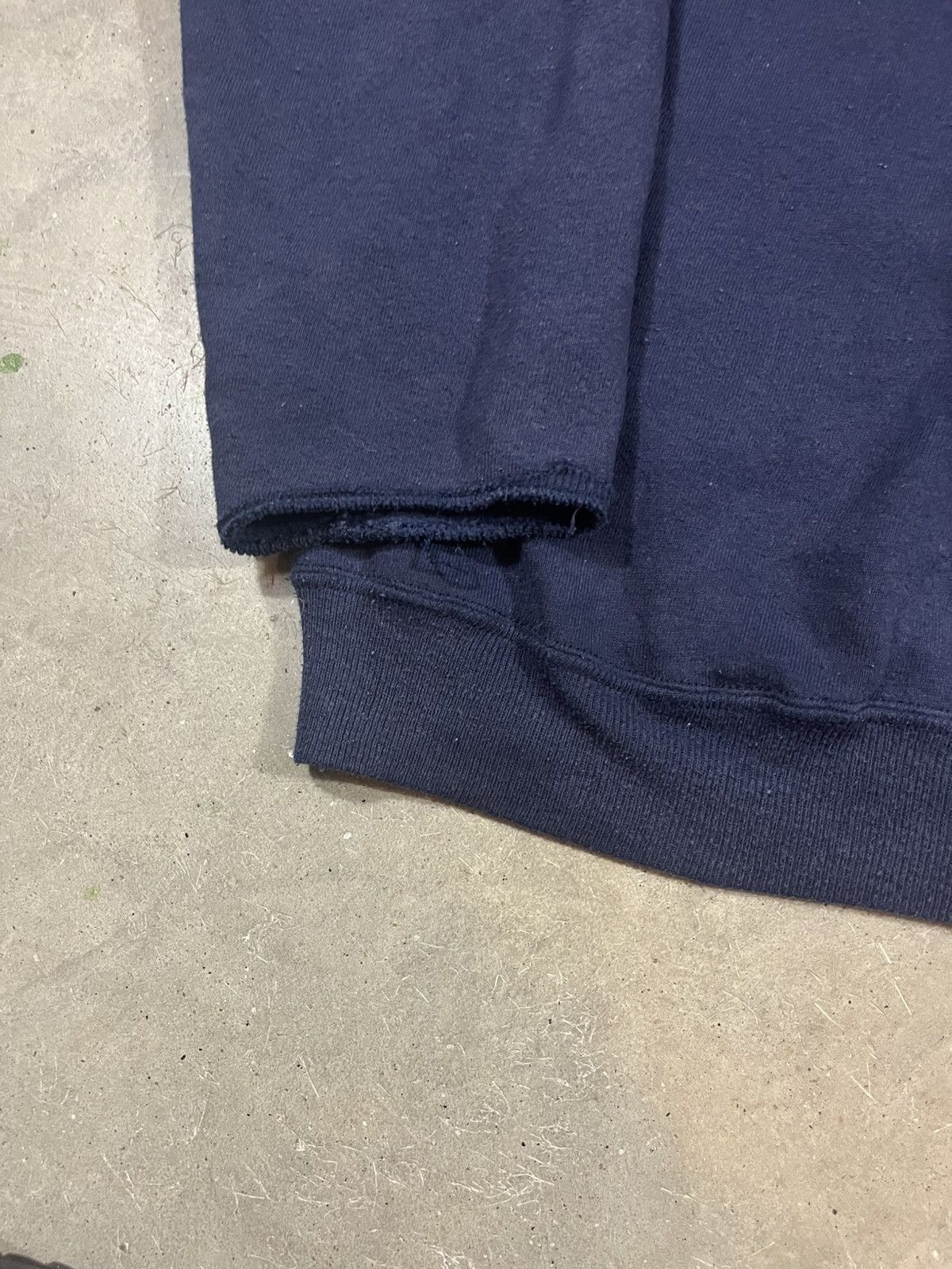 Russell Athletic Vintage 80s Russell Athletic Faded Blue Crewneck Sweatshirt Size US L / EU 52-54 / 3 - 4 Thumbnail