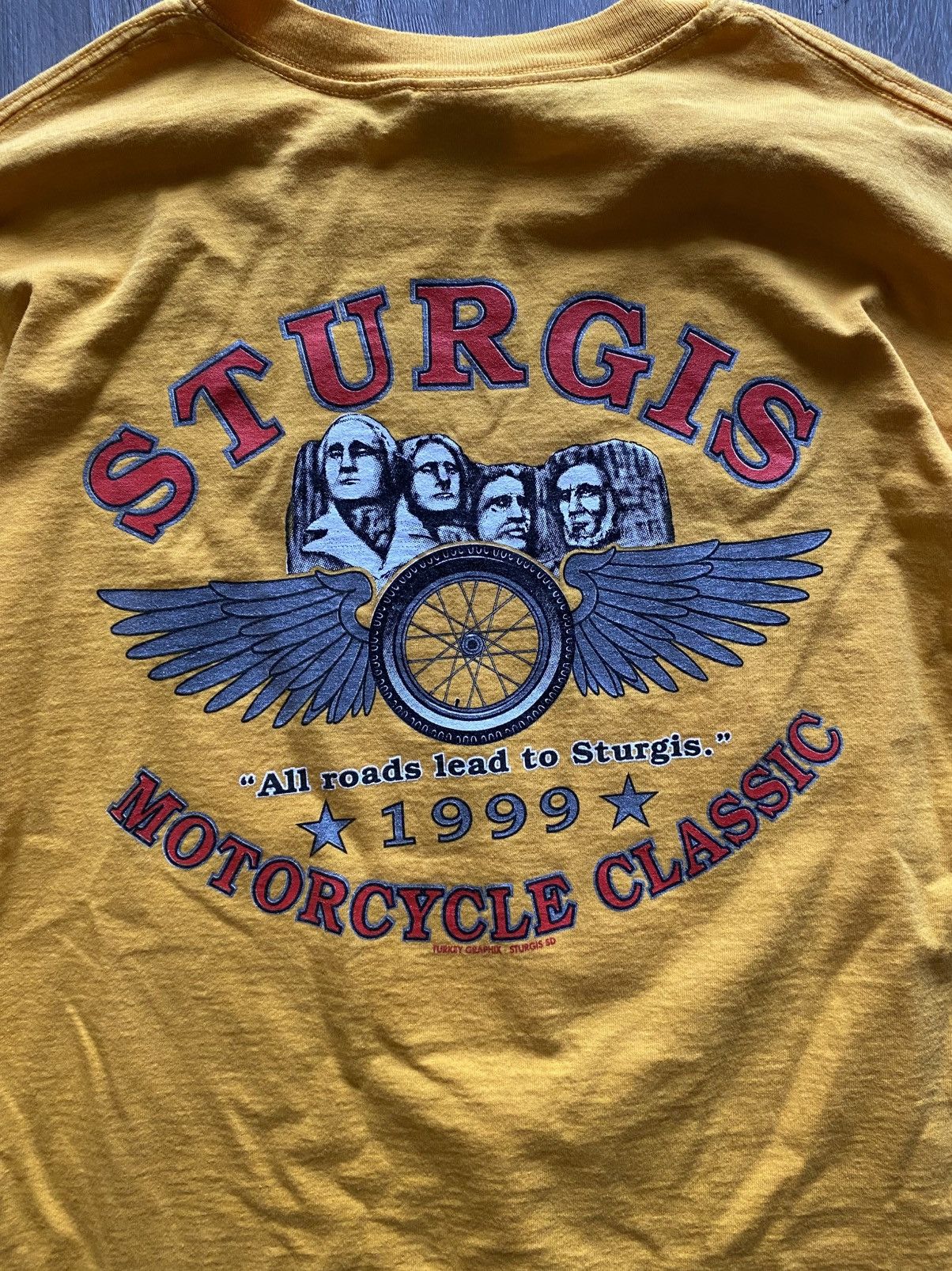 Harley Davidson Vintage 1999 Sturgis “Armed & Hammered” Tee Size US L / EU 52-54 / 3 - 2 Thumbnail