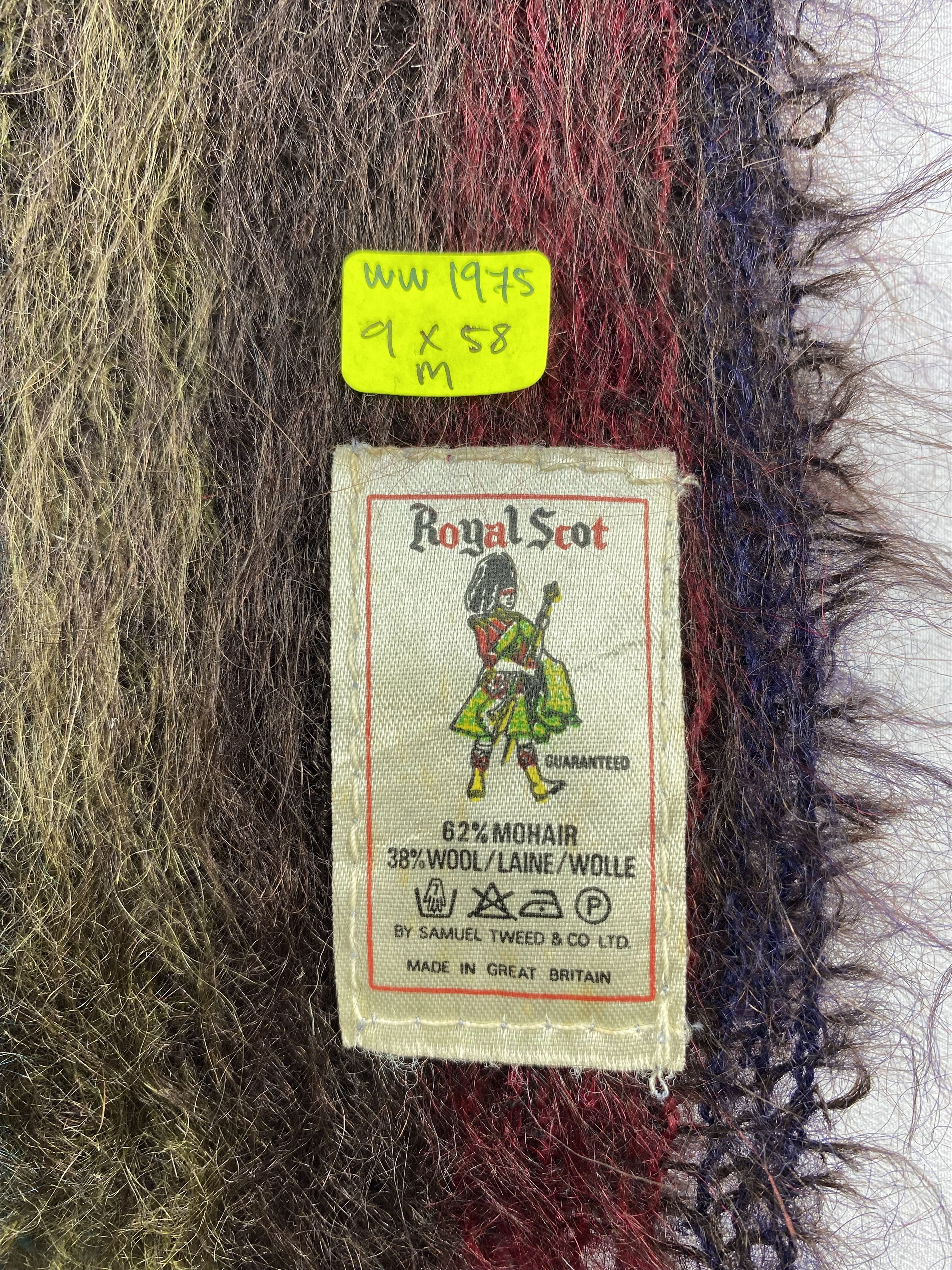Vintage Royal Scot Mohair Scarf / Muffler / Neckwear - WW1975 Size ONE SIZE - 5 Thumbnail