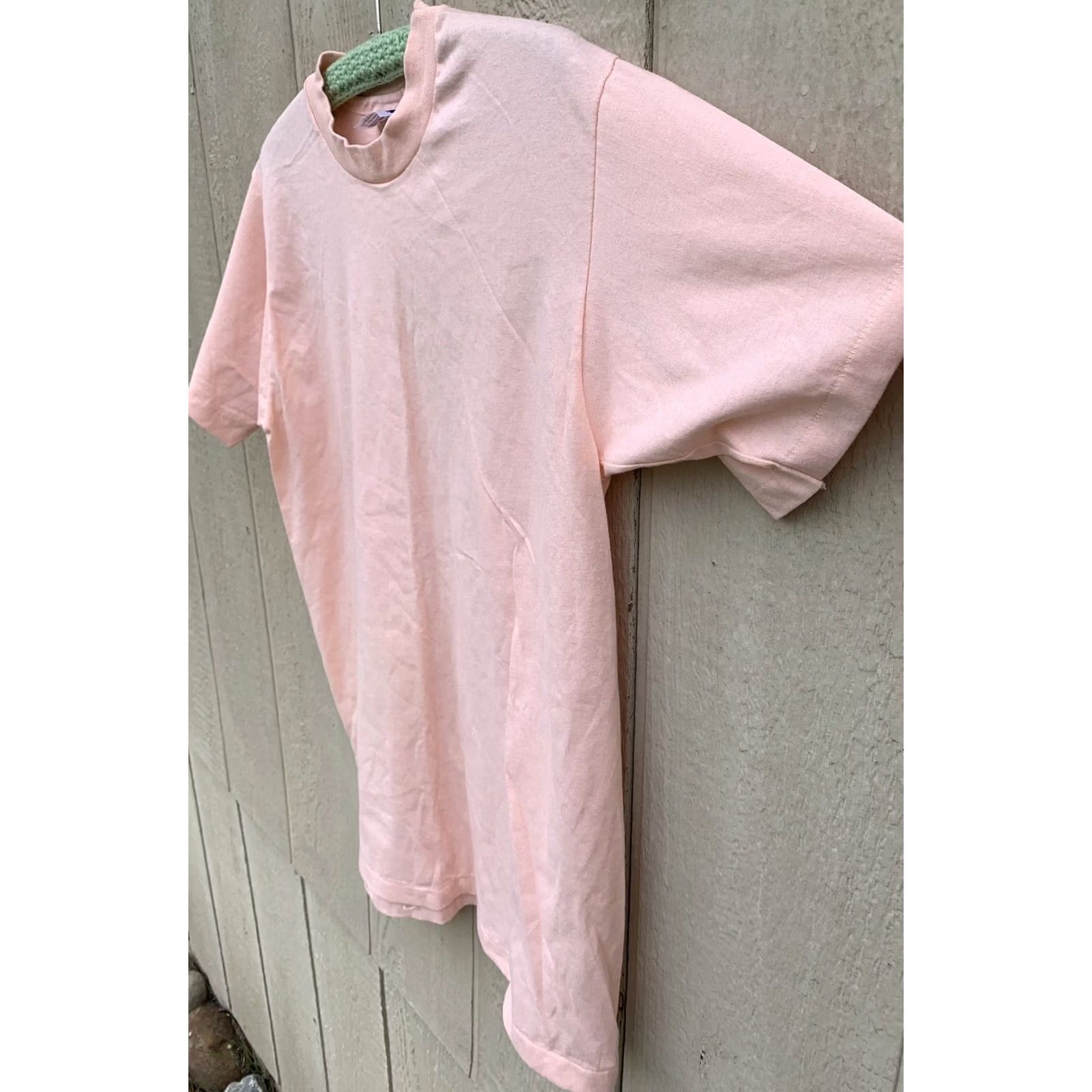 Hanes VINTAGE Hanes Fifty Fifty T-Shirt Men Regular L Pastel Solid 1980s USA Single Stitch Size US L / EU 52-54 / 3 - 5 Thumbnail