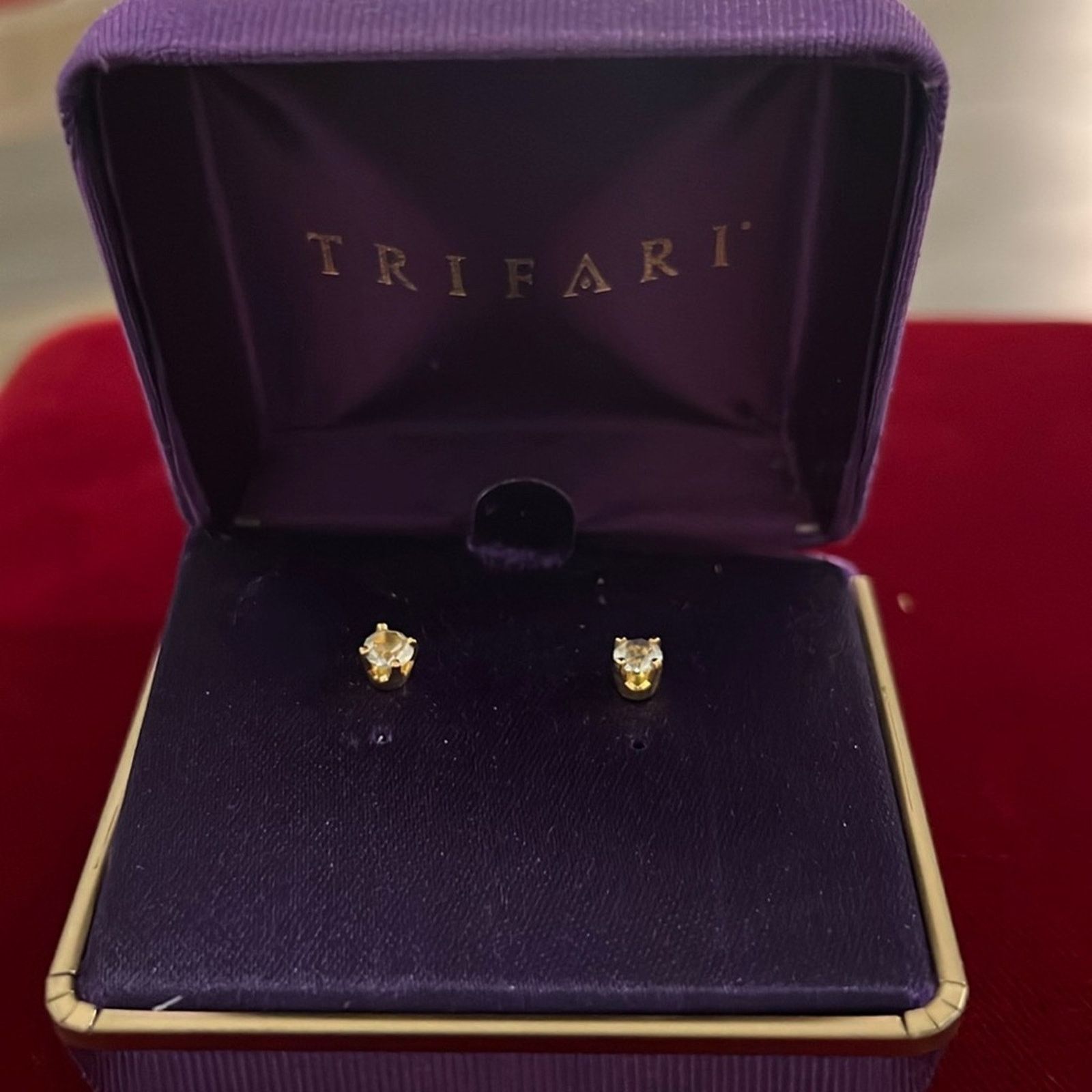 Vintage Trifari Esrrings Size ONE SIZE - 1 Thumbnail