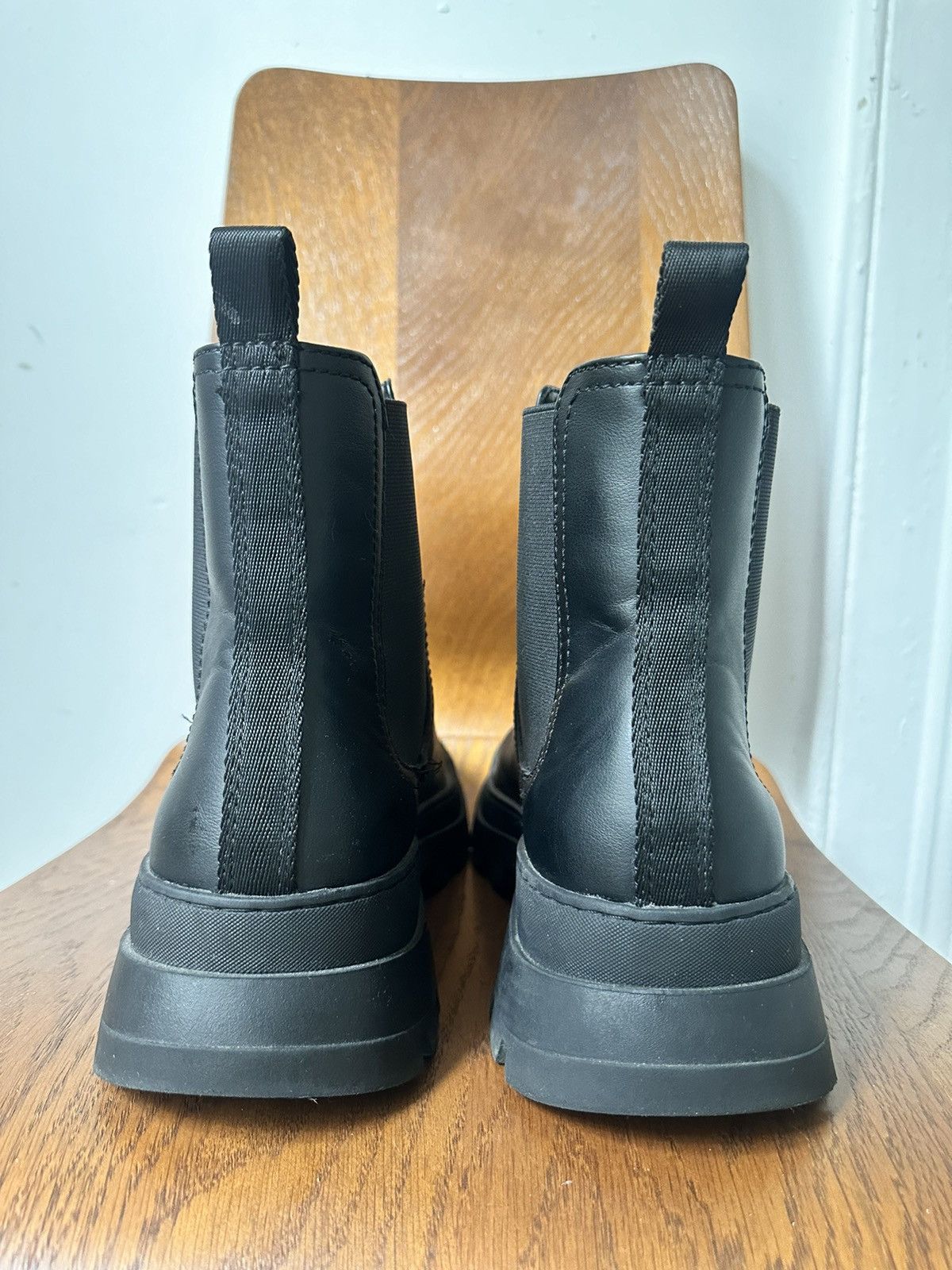 Le Grande Bleu (L.G.B.) SEND OFFERS‼️ Thick sole Chelsea Boot Size US 10.5 / EU 43-44 - 5 Thumbnail
