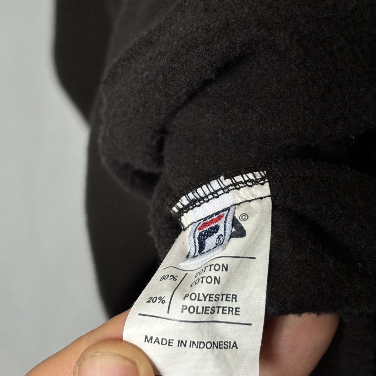 Fila Fila vintage rare sweatshirt black big logo xl streetwear Size US XL / EU 56 / 4 - 4 Thumbnail