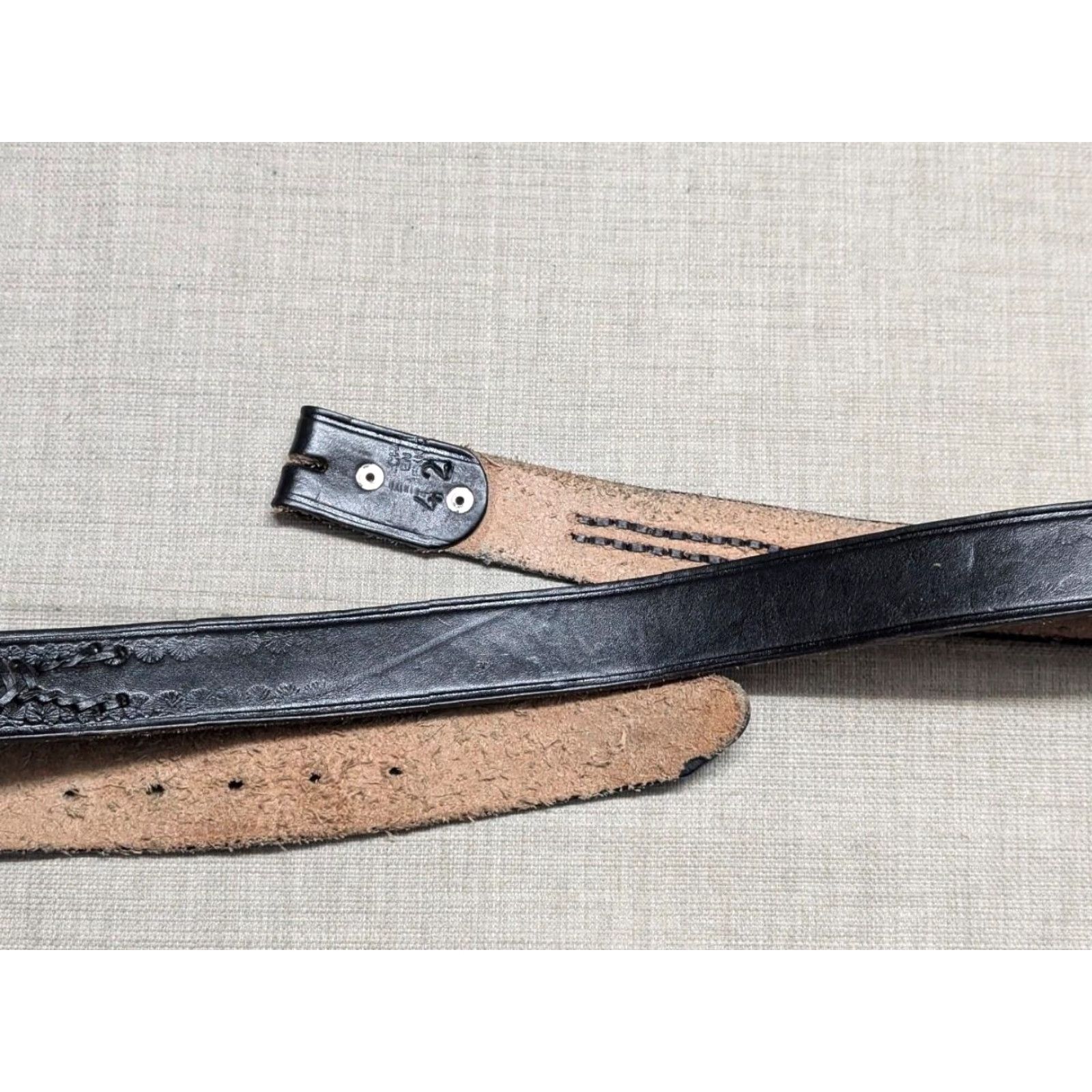 Vintage VINTAGE Handcrafted belt SCORPION leather 42 black Western belt Men Size 42 - 3 Thumbnail