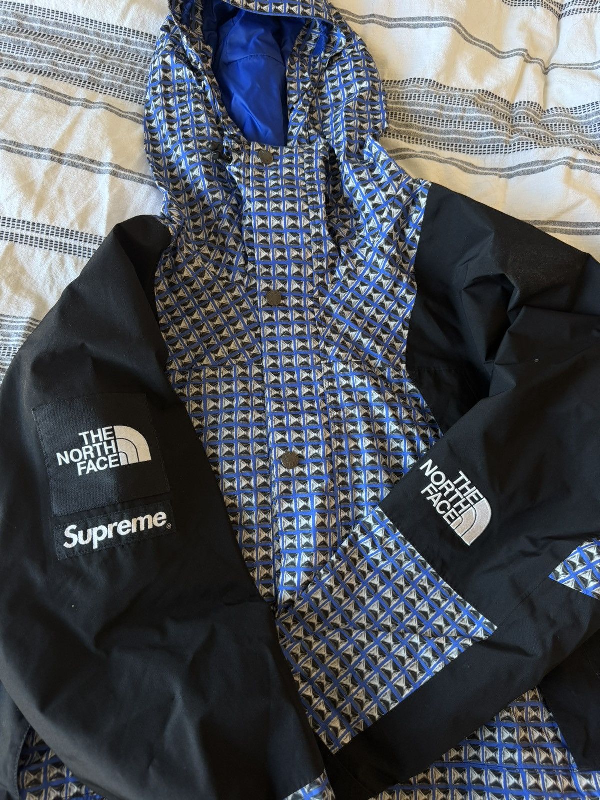 Supreme × The North Face Supreme tnf studded jacket Size US L / EU 52-54 / 3 - 2 Thumbnail