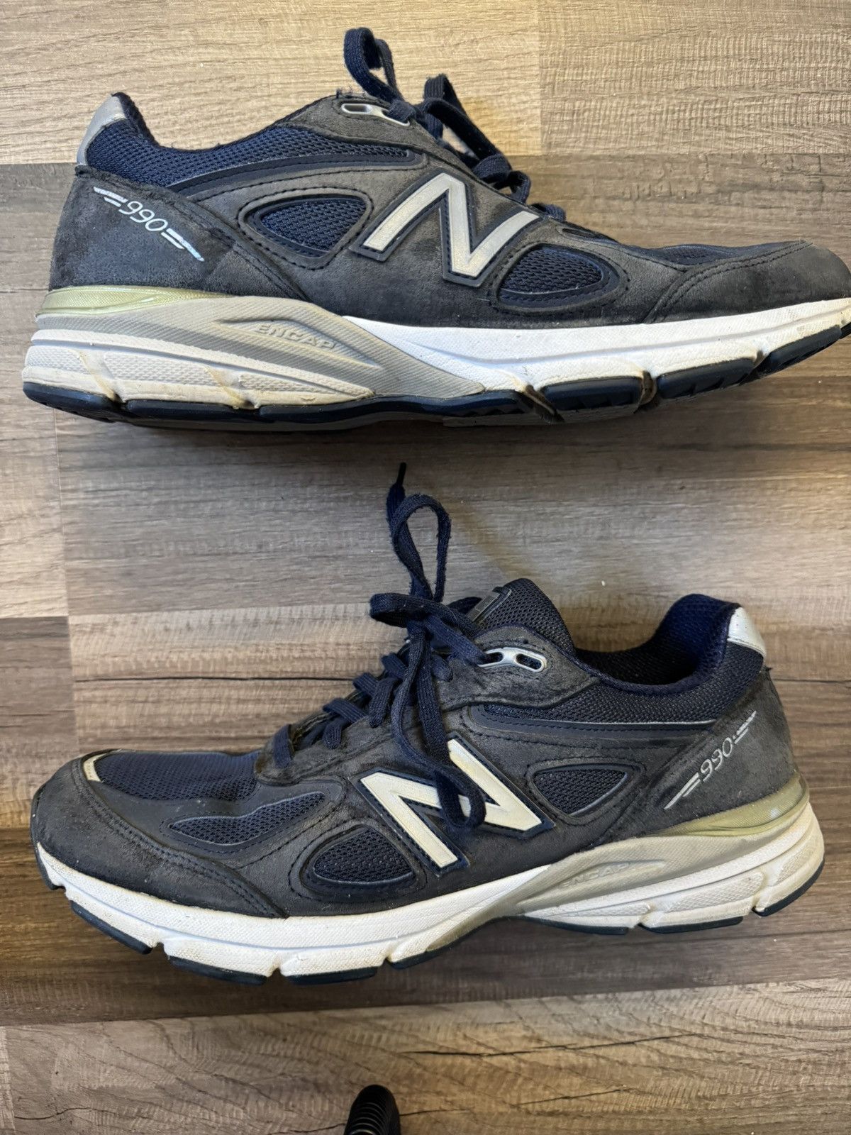 New Balance New Balance 990 v4 Size US 10.5 / EU 43-44 - 1 Thumbnail