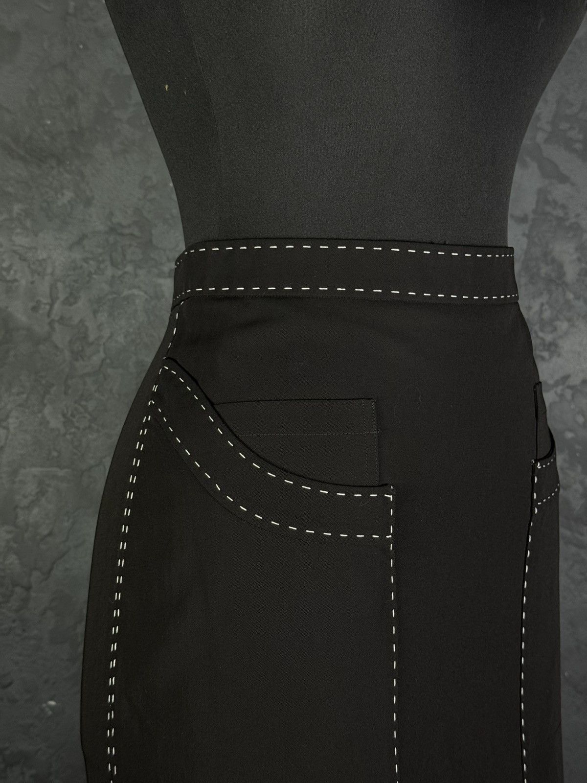 Burberry Women's BURBERRY London Skirt Luxury Size 38 Size 27" / US 4 / IT 40 - 7 Thumbnail