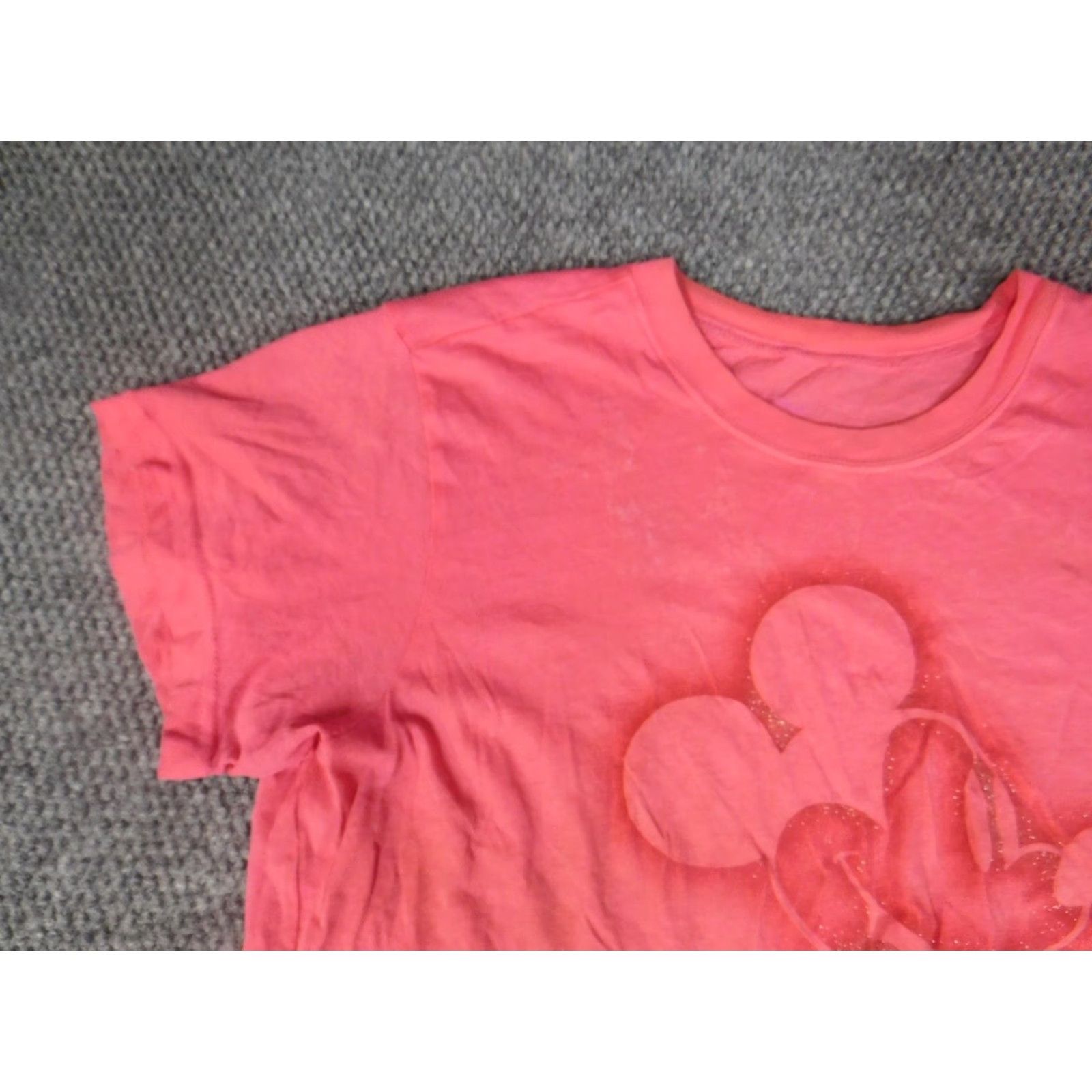 Disney Disney Shirt Womens Small pink Mickey Mouse graphic Crew Neck T-Shirt Casual Short Sleeve Disney Brand Womens Pink Mickey Movie Basic 90s? Size S / US 4 / IT 40 - 6 Thumbnail