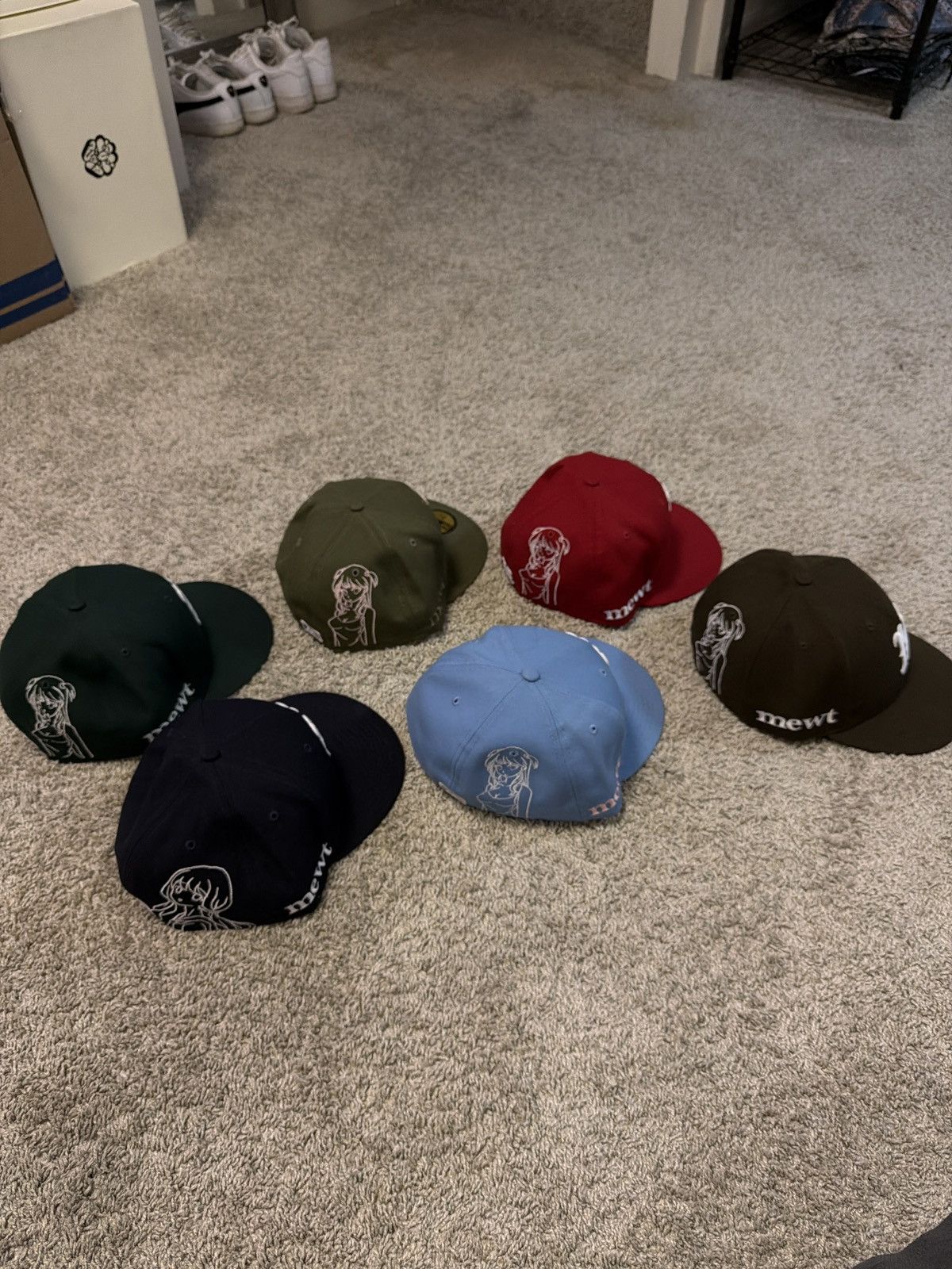 mewt Mewt hat collection (7 1/2) Size ONE SIZE - 2 Thumbnail